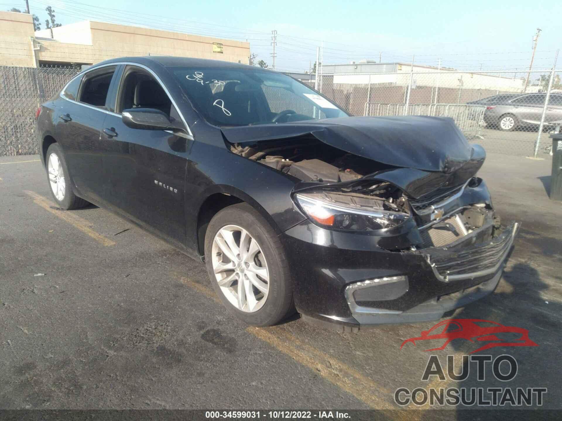 CHEVROLET MALIBU 2017 - 1G1ZE5ST0HF209530
