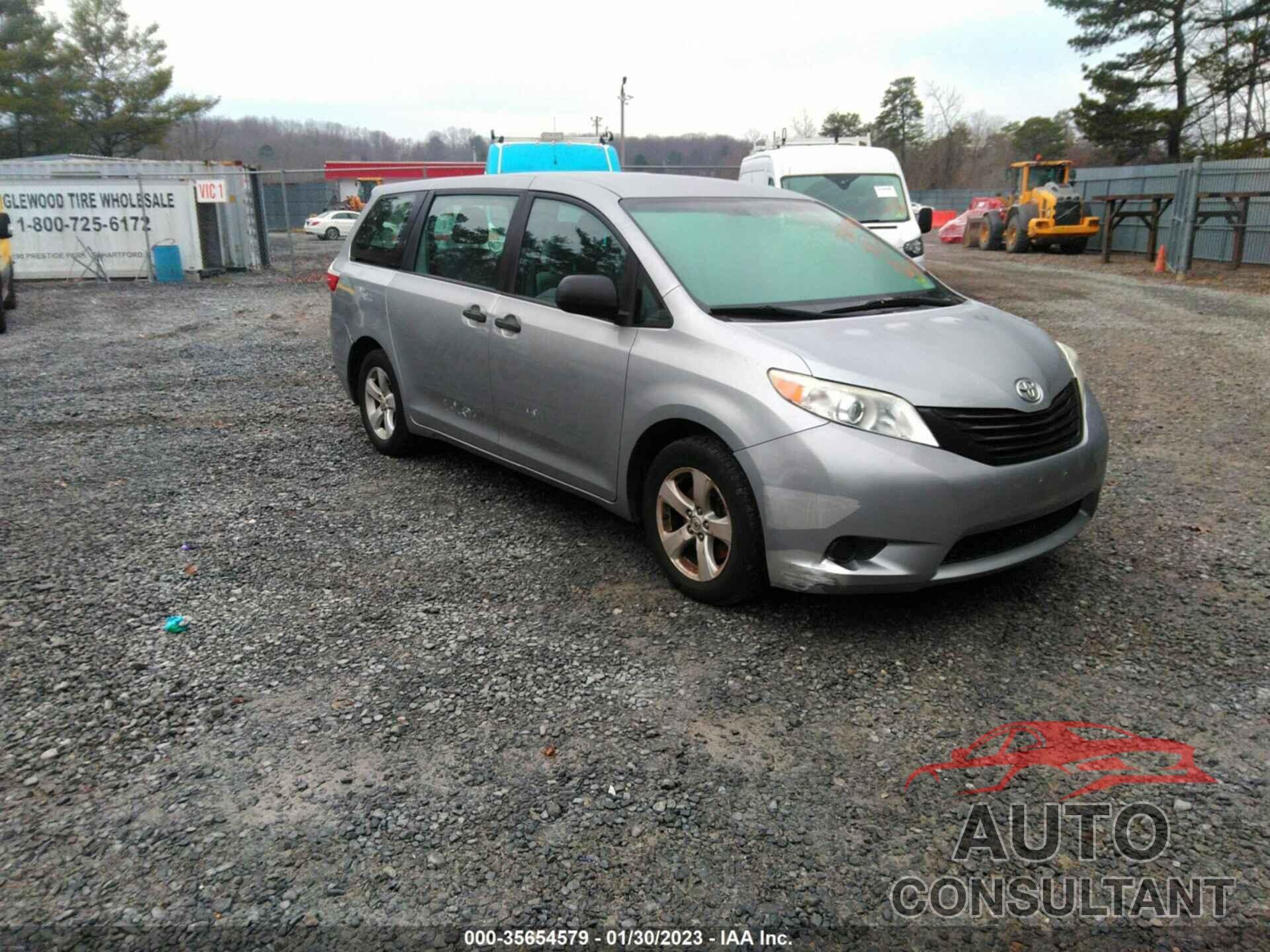 TOYOTA SIENNA 2017 - 5TDZZ3DC0HS862131