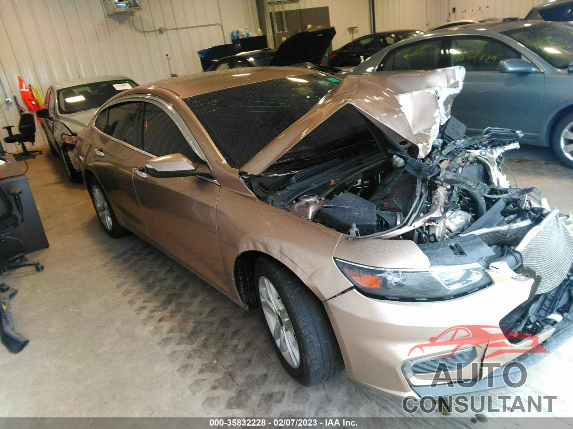 CHEVROLET MALIBU 2018 - 1G1ZD5STXJF208782