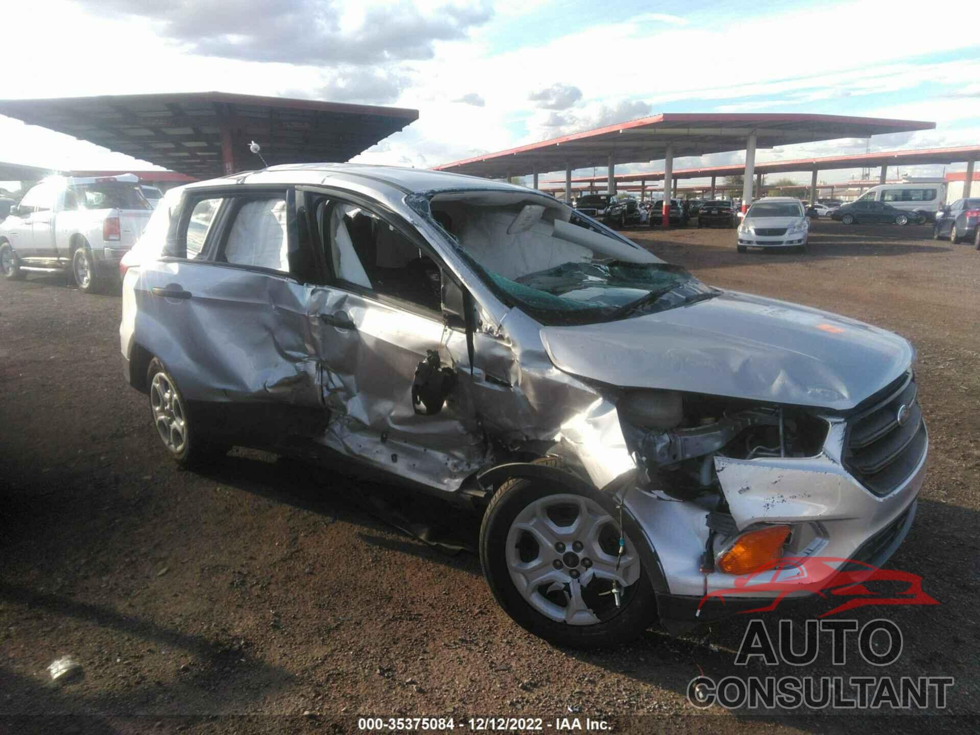 FORD ESCAPE 2019 - 1FMCU0F76KUB28465