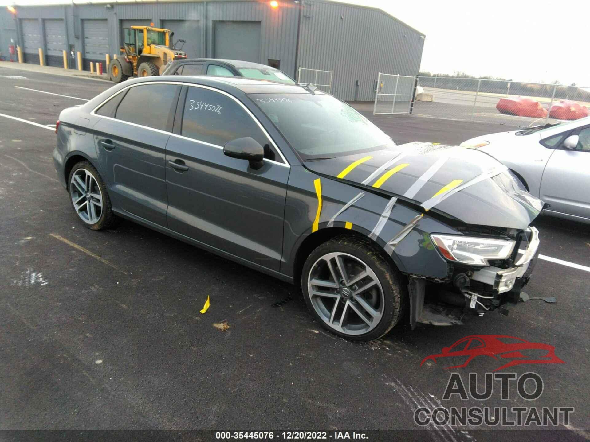 AUDI A3 SEDAN 2019 - WAUAUGFF1KA082411