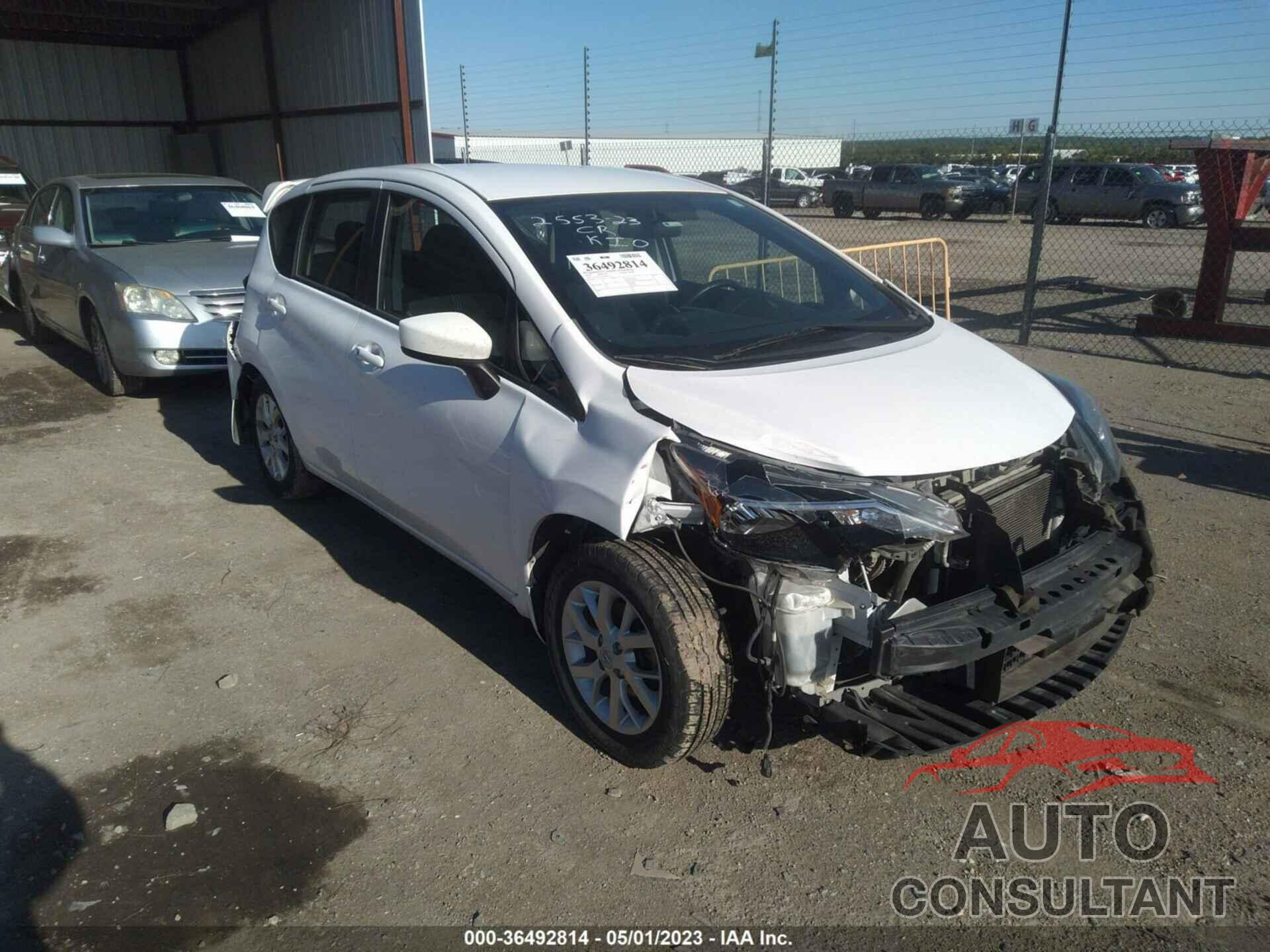 NISSAN VERSA NOTE 2018 - 3N1CE2CP1JL356676