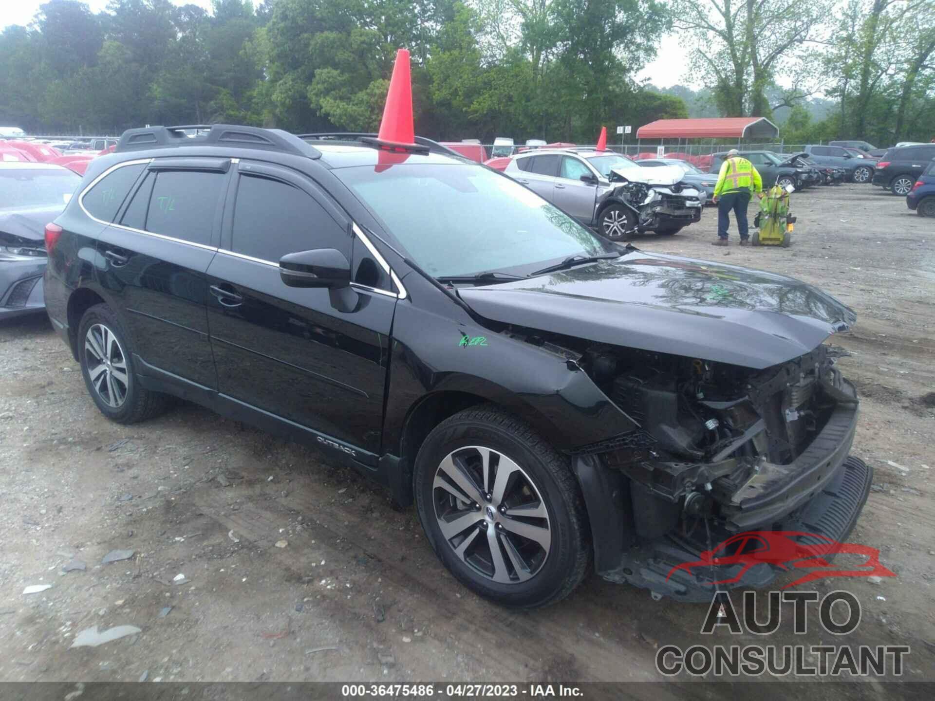 SUBARU OUTBACK 2018 - 4S4BSANC2J3295755