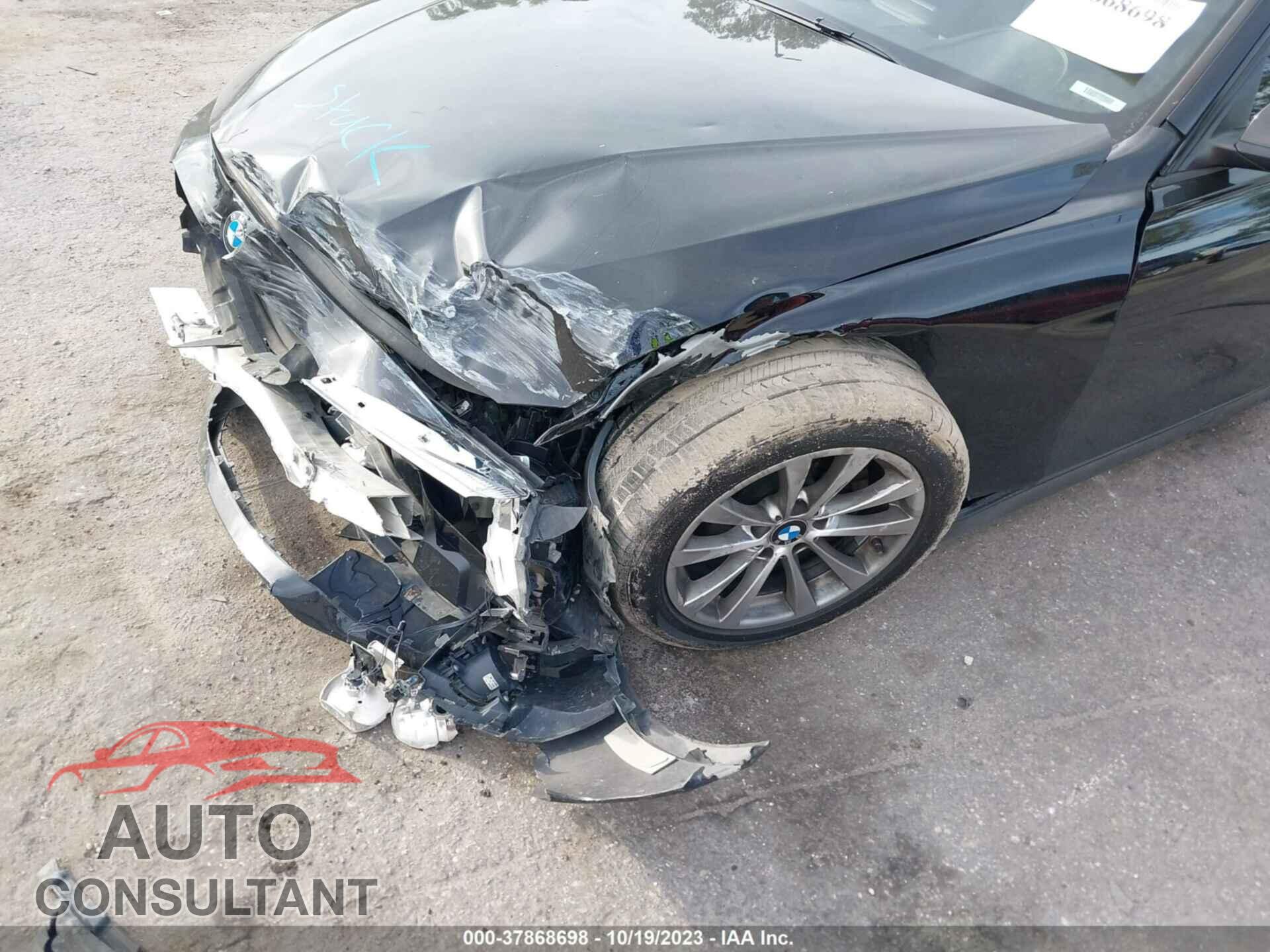 BMW 320I 2016 - WBA8E5G55GNU21595