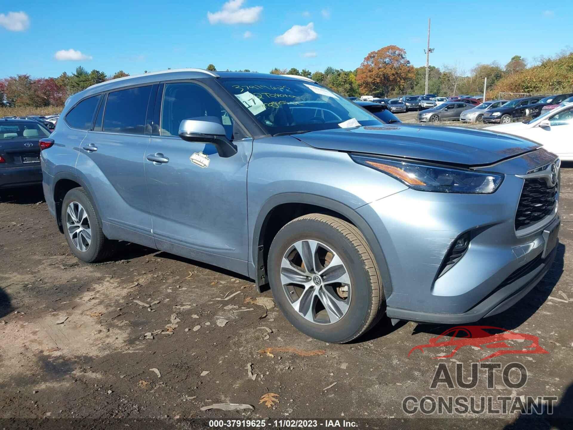 TOYOTA HIGHLANDER 2022 - 5TDGZRBHXNS192687