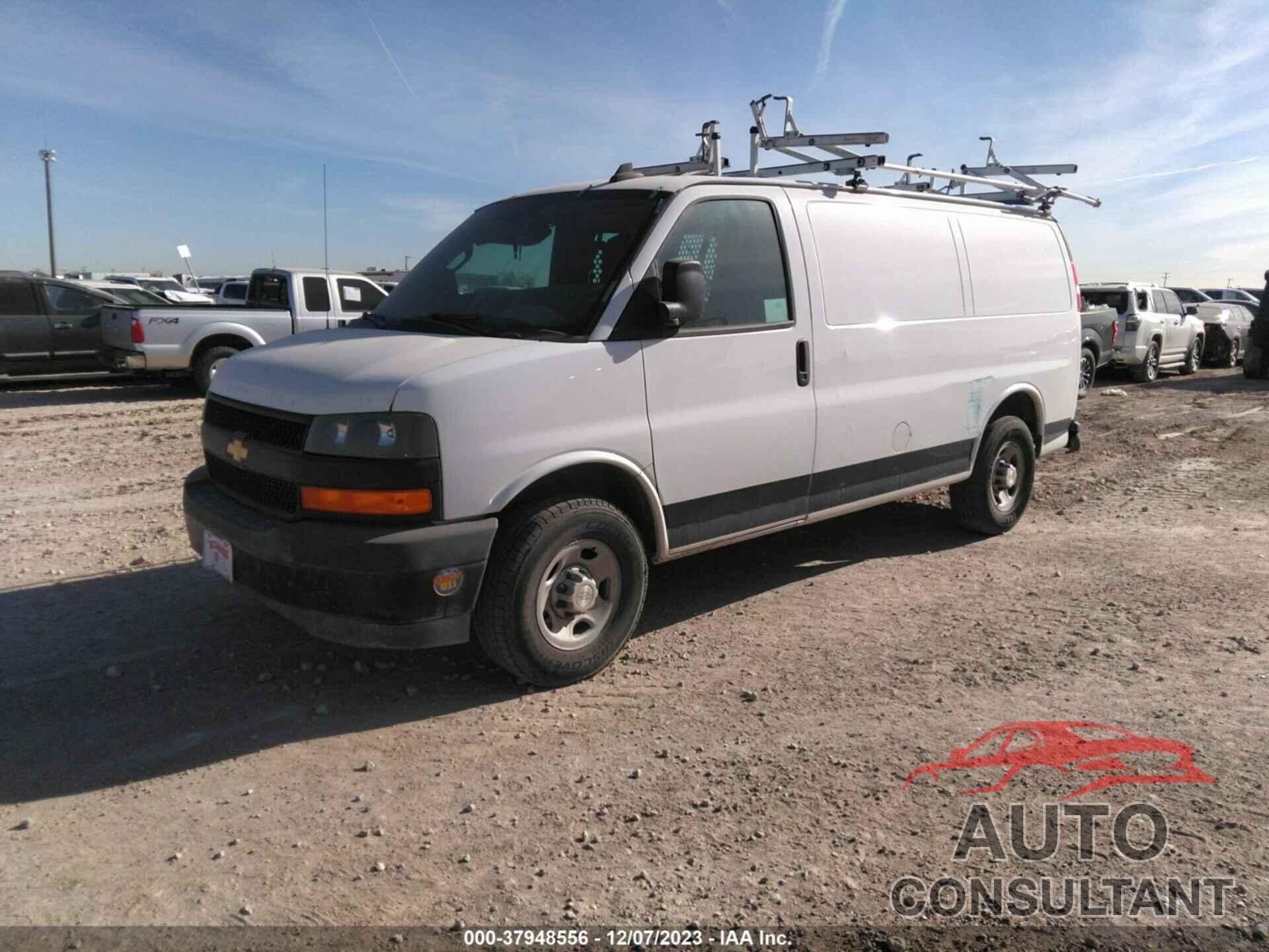 CHEVROLET EXPRESS G2500 2019 - 1GCWGAFPXK1305437