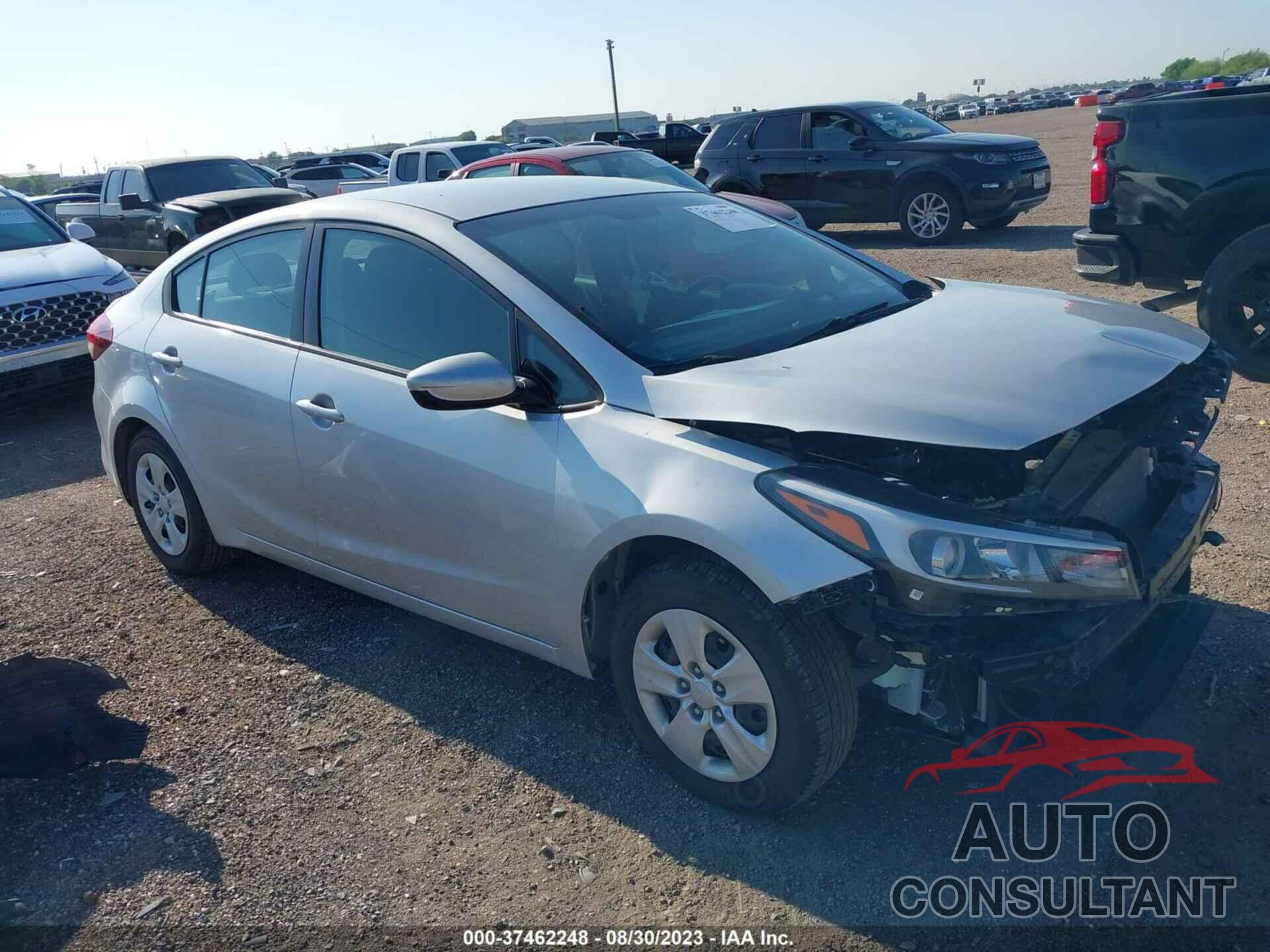 KIA FORTE 2017 - 3KPFK4A74HE041418