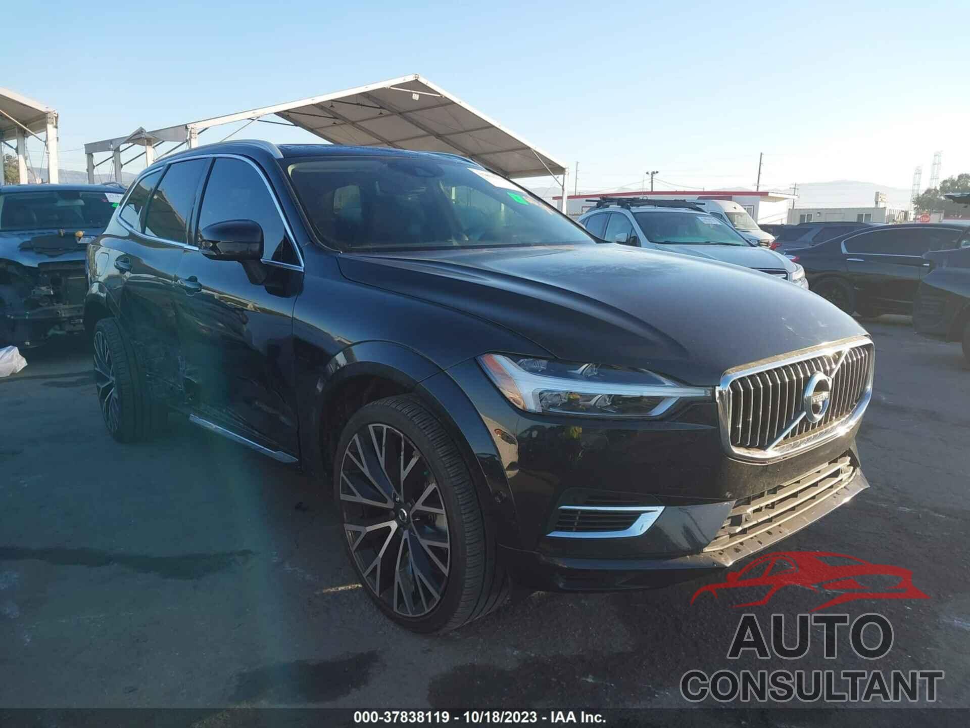 VOLVO XC60 HYBRID 2018 - YV4BR0DL1J1077083