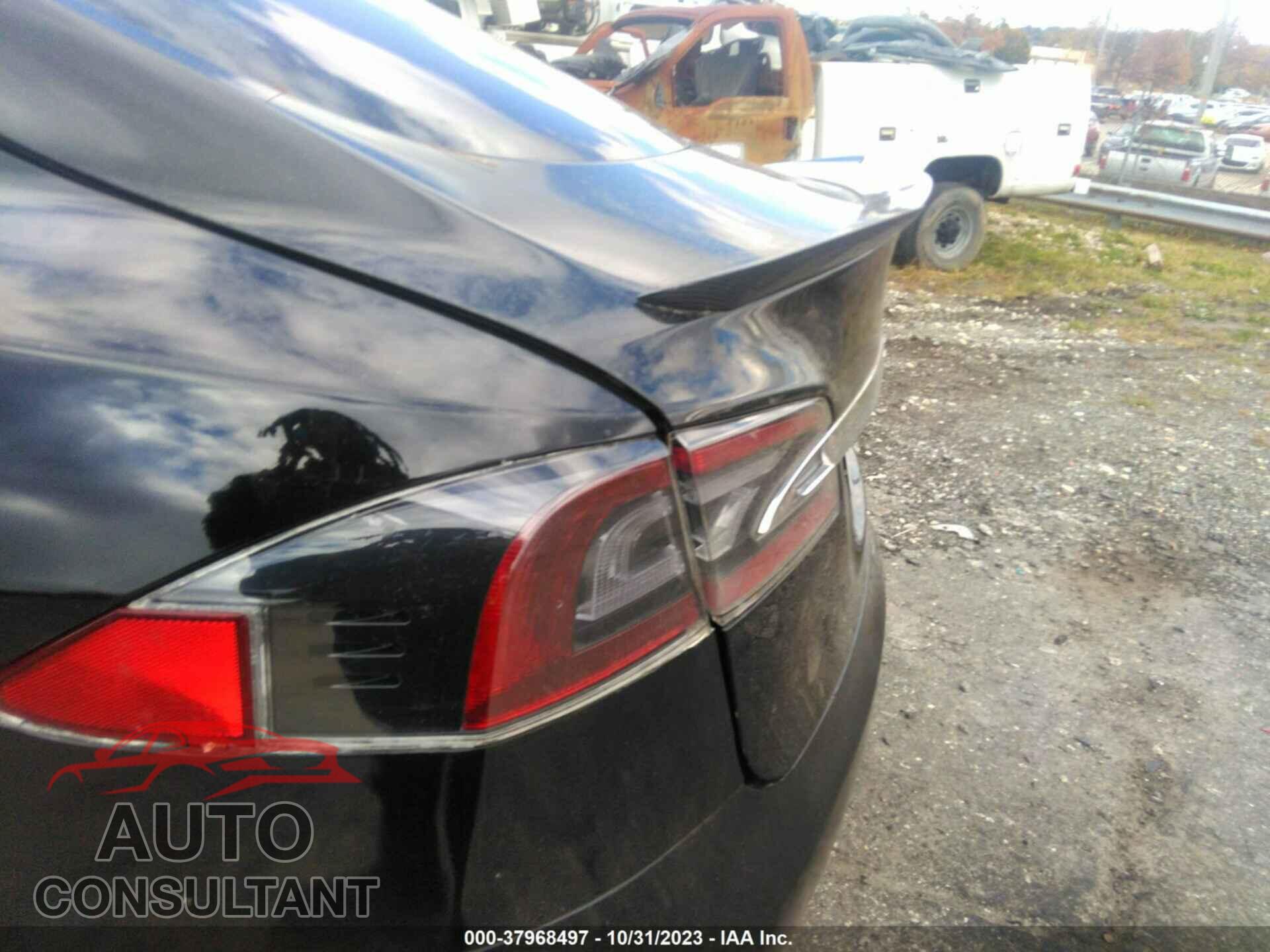TESLA MODEL S 2017 - 5YJSA1E1XHF201091
