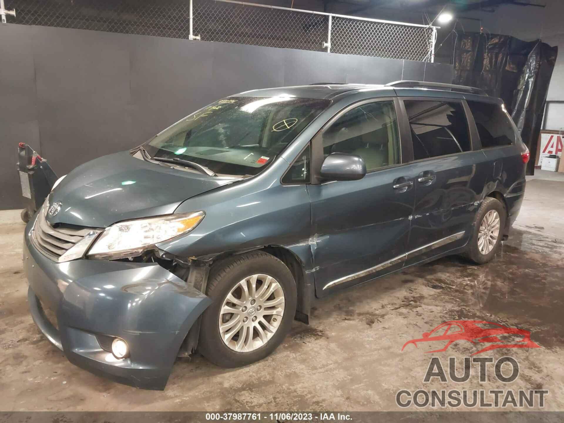 TOYOTA SIENNA 2017 - 5TDYZ3DC6HS846303