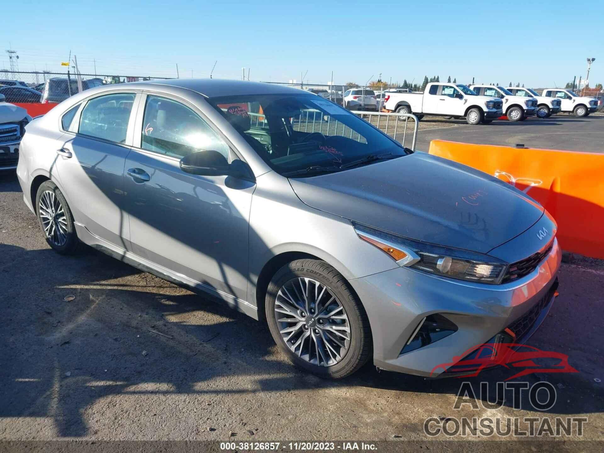 KIA FORTE 2023 - 3KPF54AD2PE522117