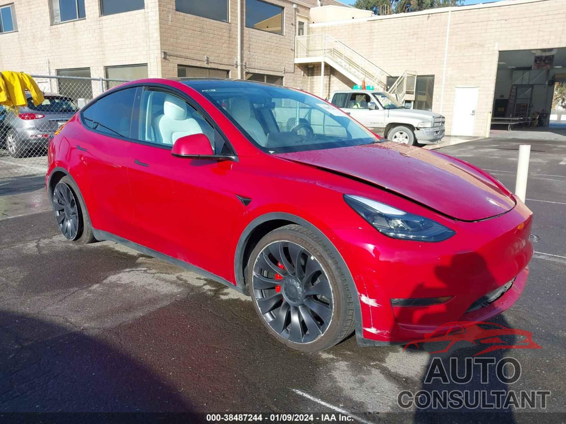 TESLA MODEL Y 2022 - 7SAYGDEF8NF343668