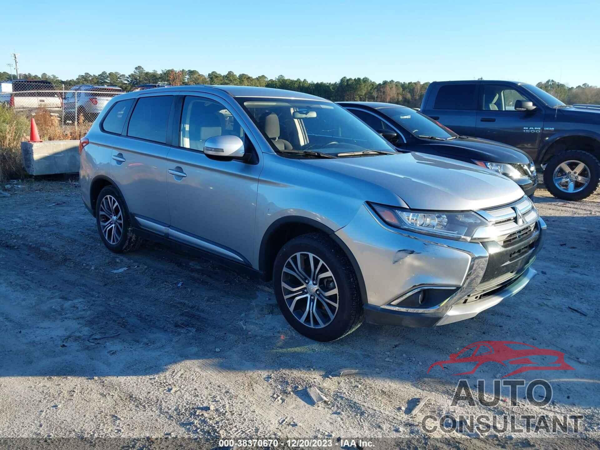 MITSUBISHI OUTLANDER 2018 - JA4AD3A31JJ002218