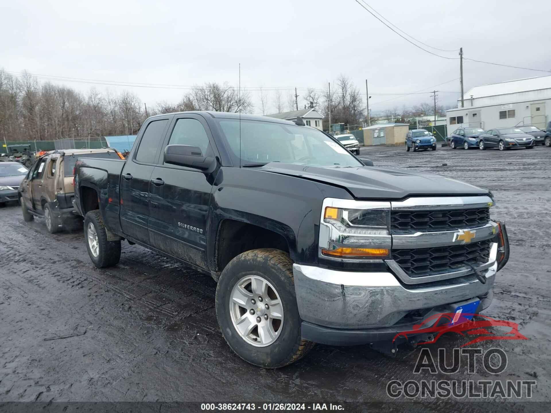CHEVROLET SILVERADO 1500 2018 - 1GCVKREC3JZ342272