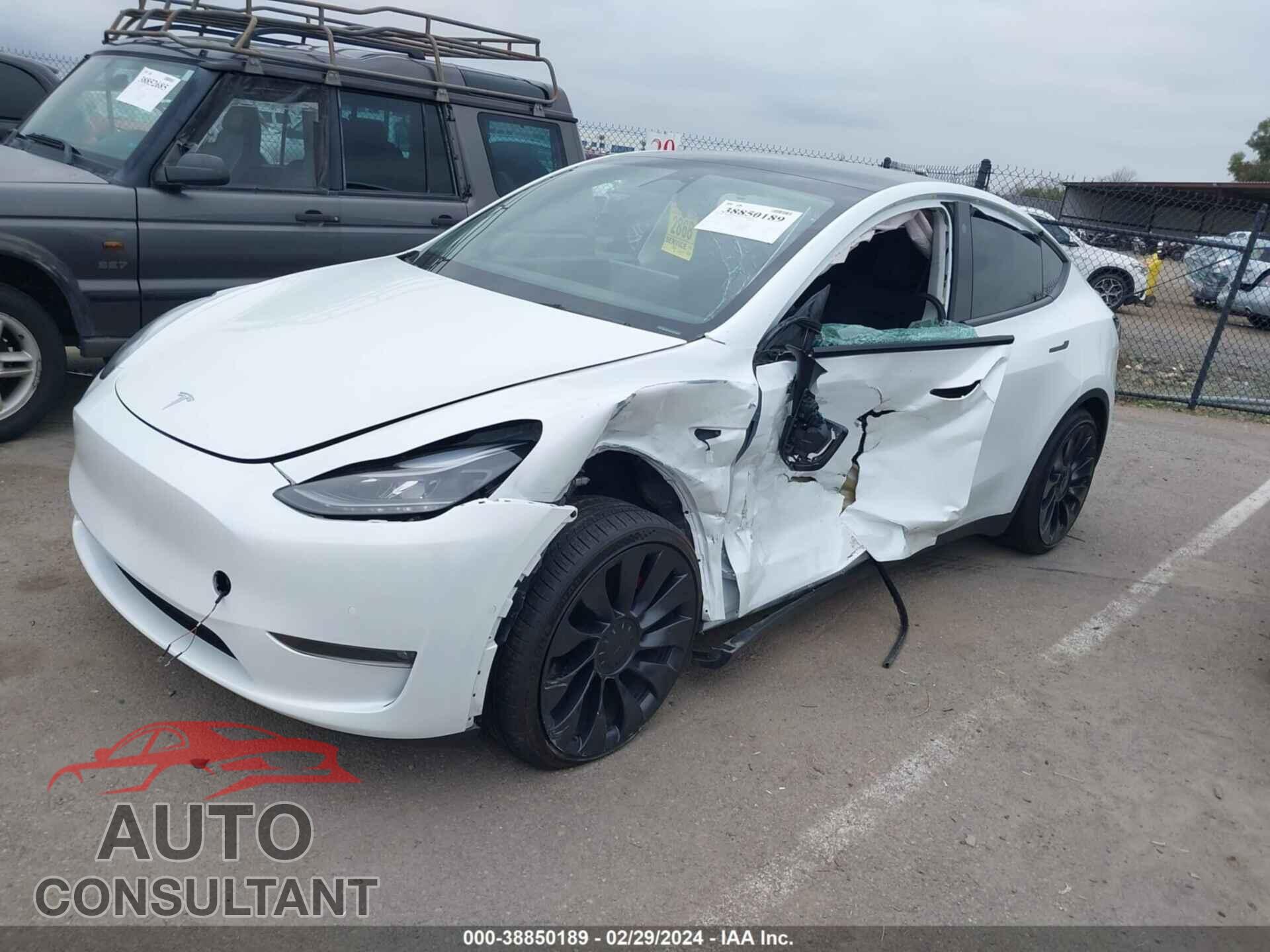 TESLA MODEL Y 2022 - 7SAYGDEF7NF486966