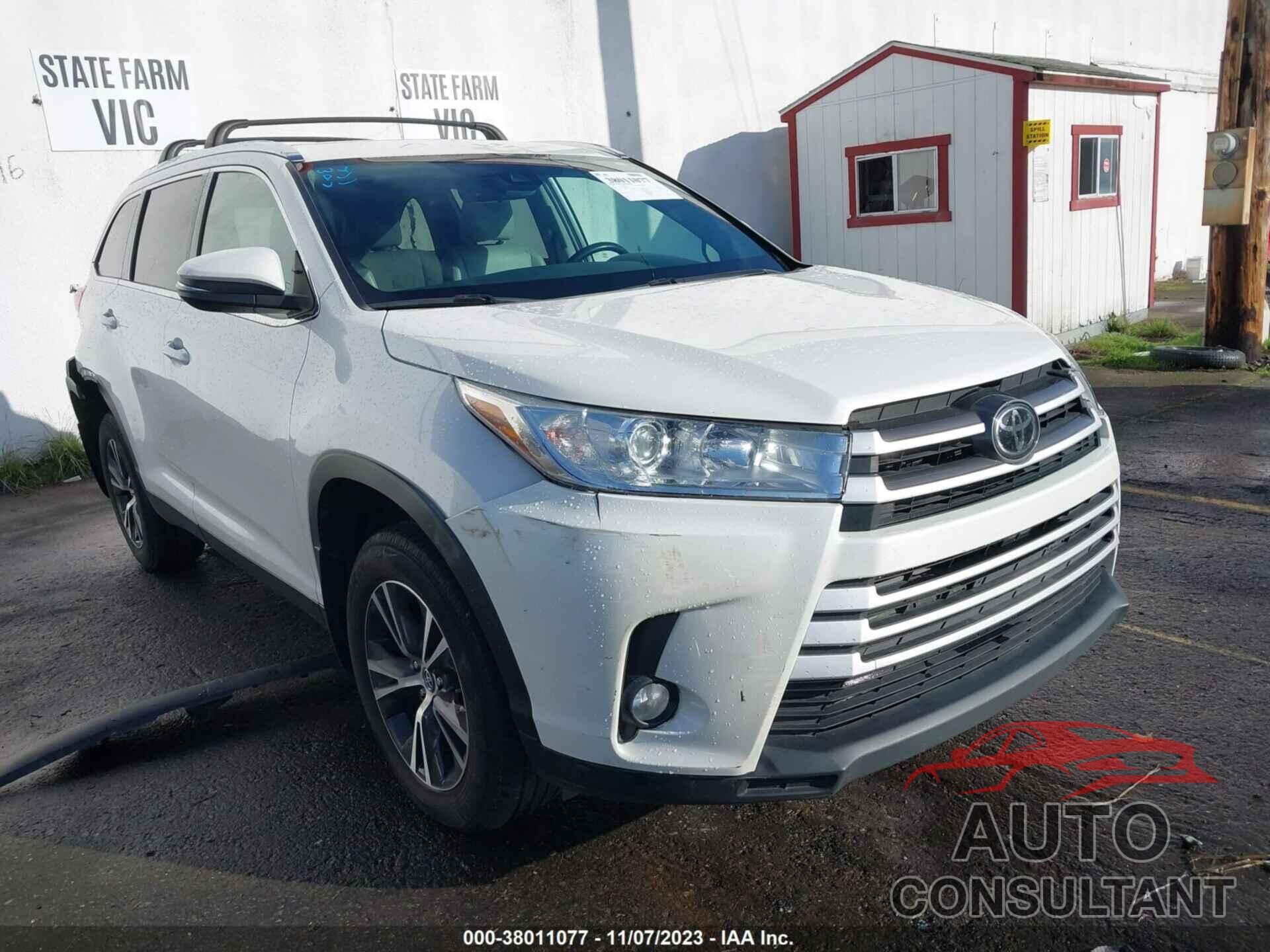 TOYOTA HIGHLANDER 2019 - 5TDJZRFH7KS584358