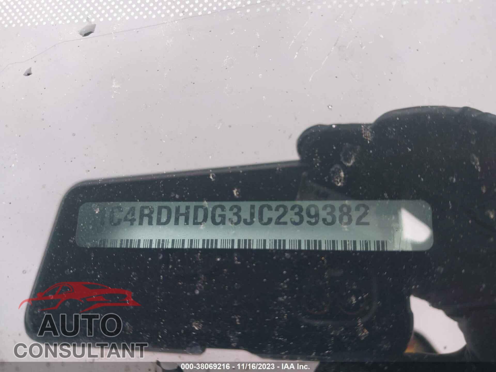 DODGE DURANGO 2018 - 1C4RDHDG3JC239382