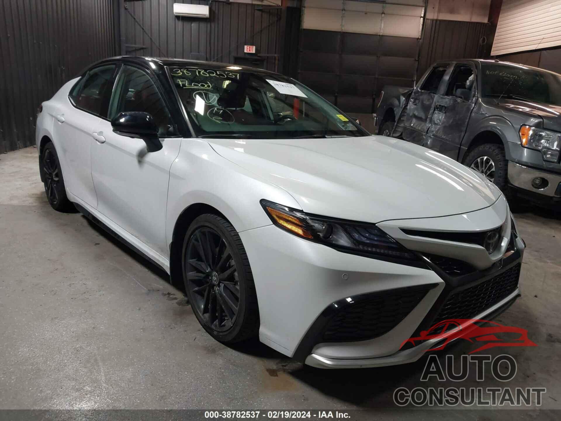 TOYOTA CAMRY 2023 - 4T1KZ1AK9PU076755