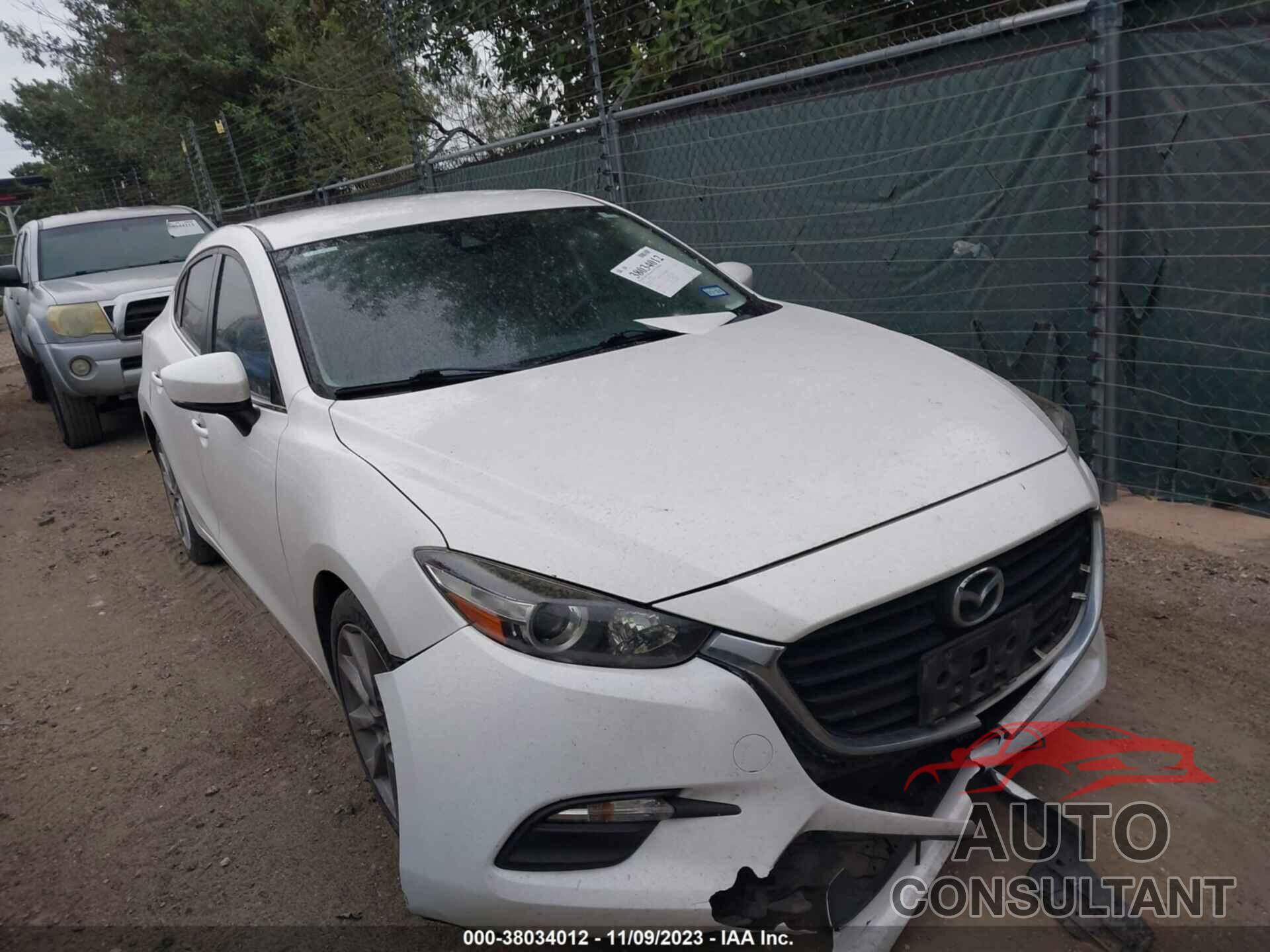 MAZDA MAZDA3 2017 - JM1BN1V71H1106288