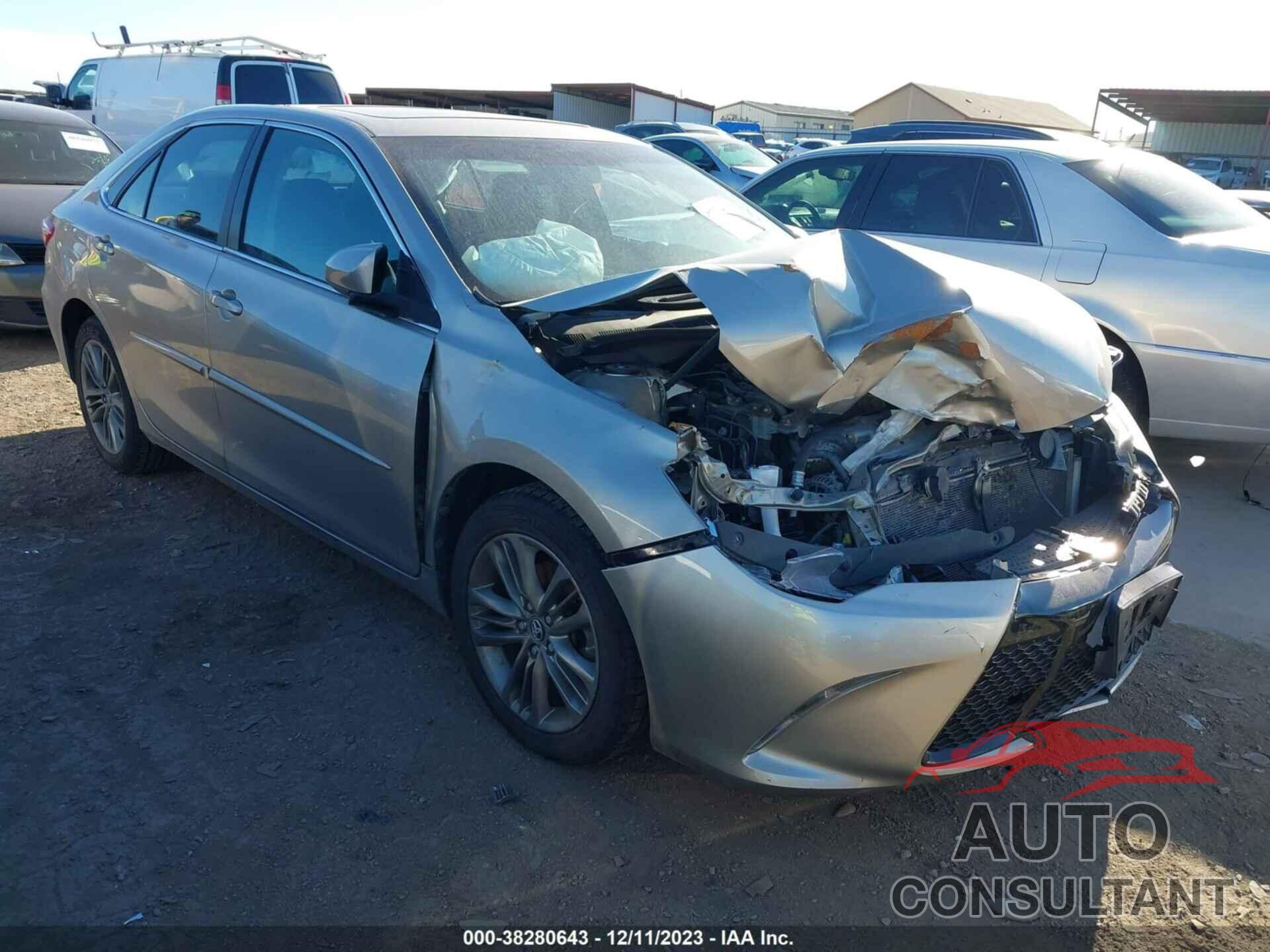 TOYOTA CAMRY 2016 - 4T1BF1FK2GU247329