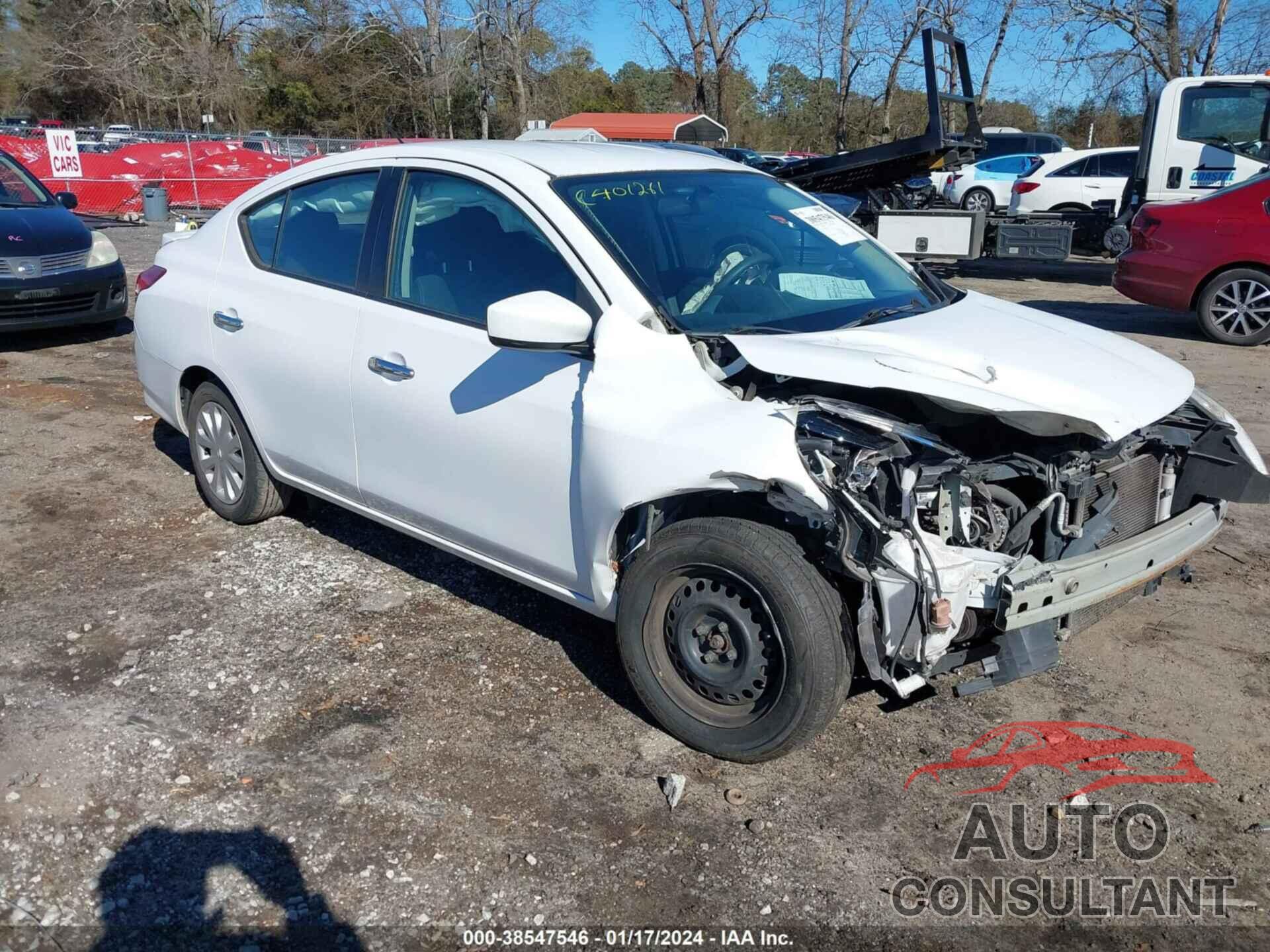 NISSAN VERSA 2018 - 3N1CN7AP3JL822642