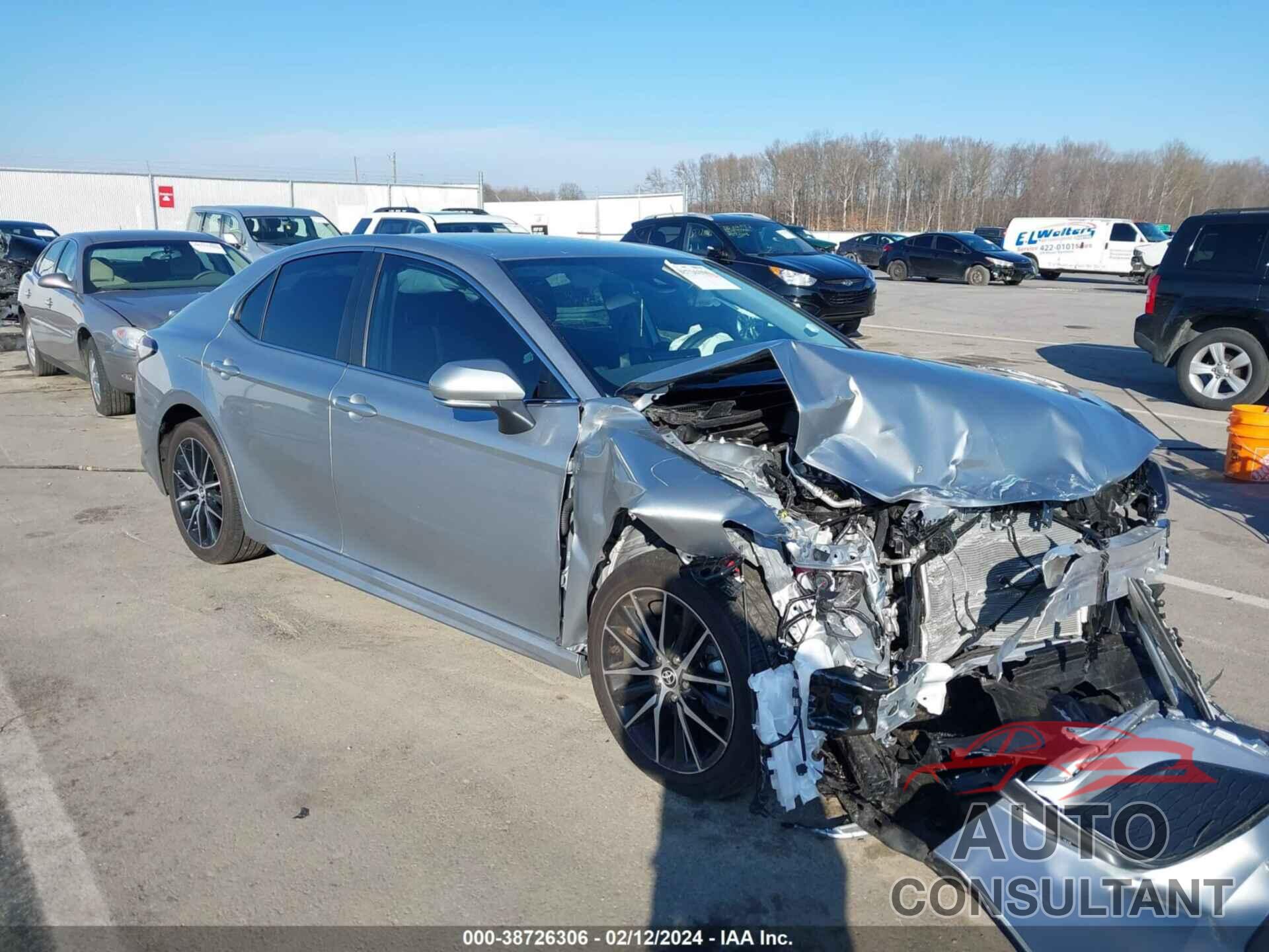 TOYOTA CAMRY 2023 - 4T1G11AKXPU812437