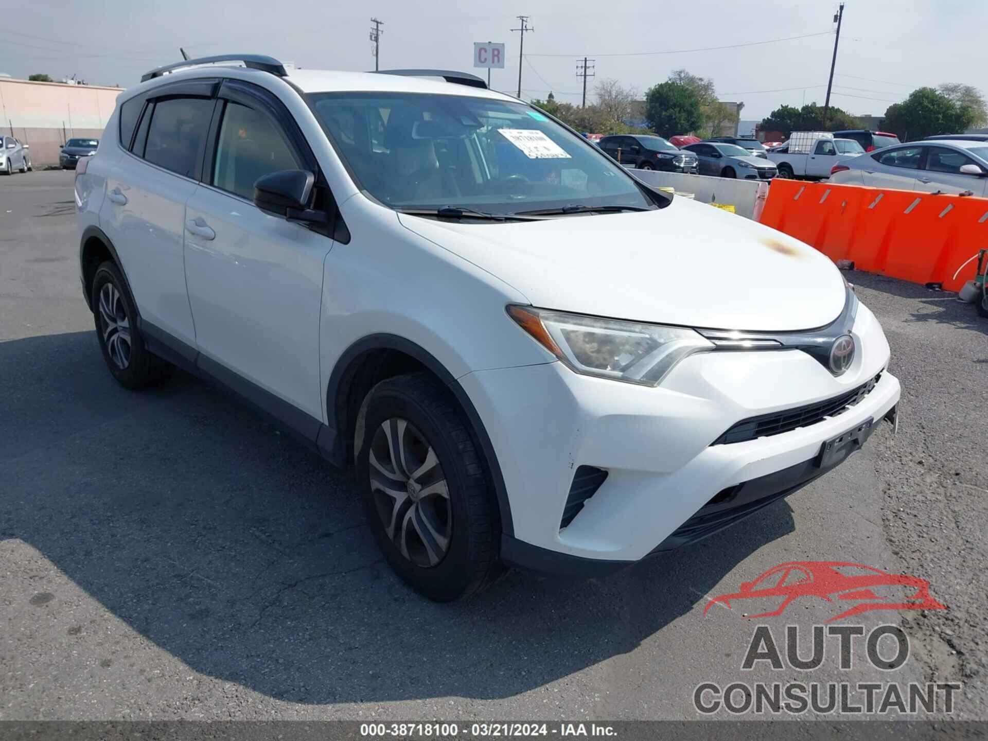 TOYOTA RAV4 2017 - JTMZFREV1HJ133712