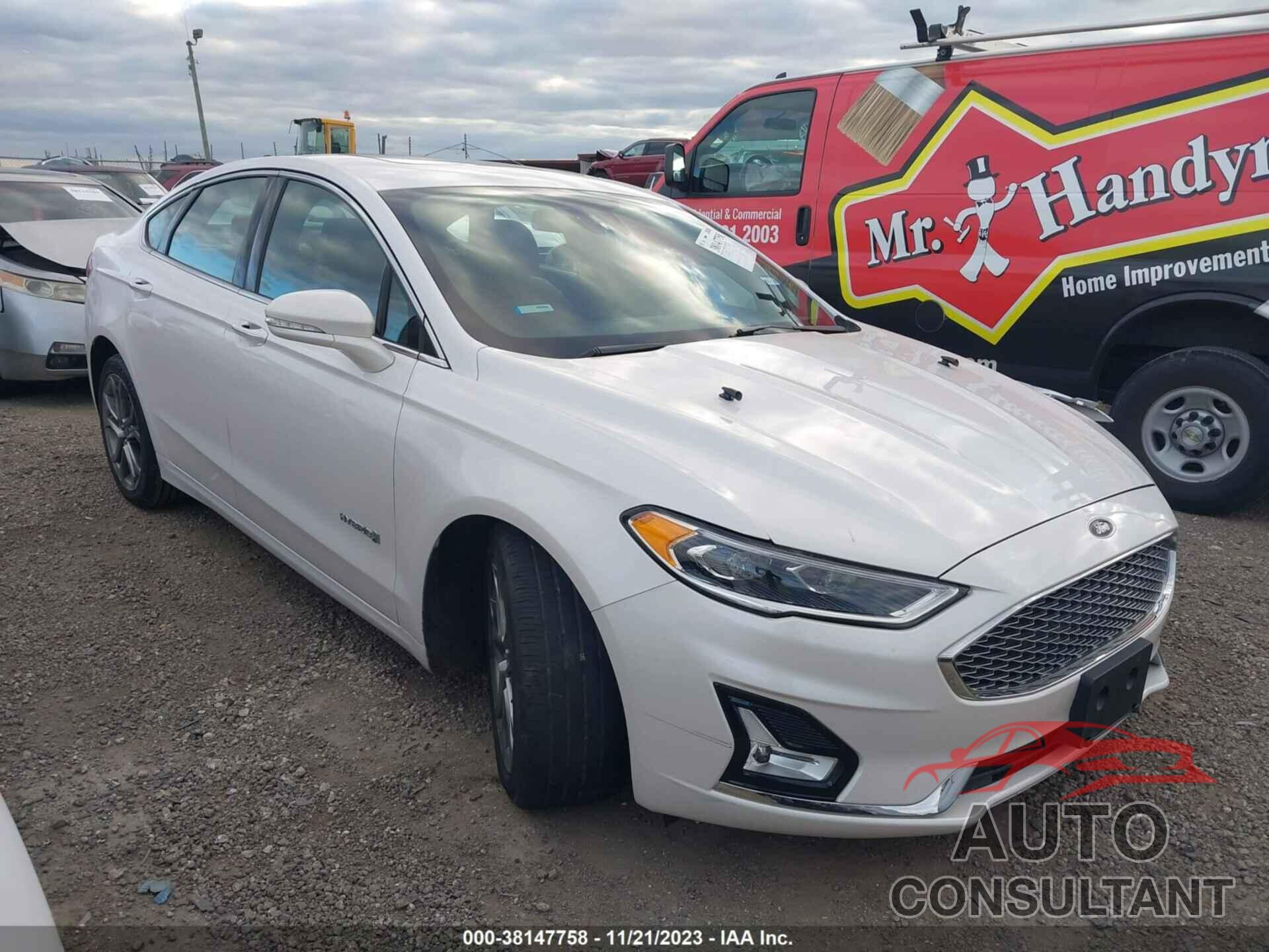 FORD FUSION HYBRID 2019 - 3FA6P0RU6KR235670