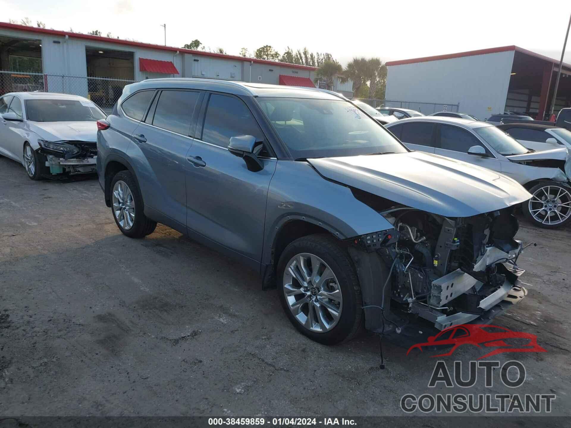 TOYOTA HIGHLANDER 2022 - 5TDDZRBH3NS233860