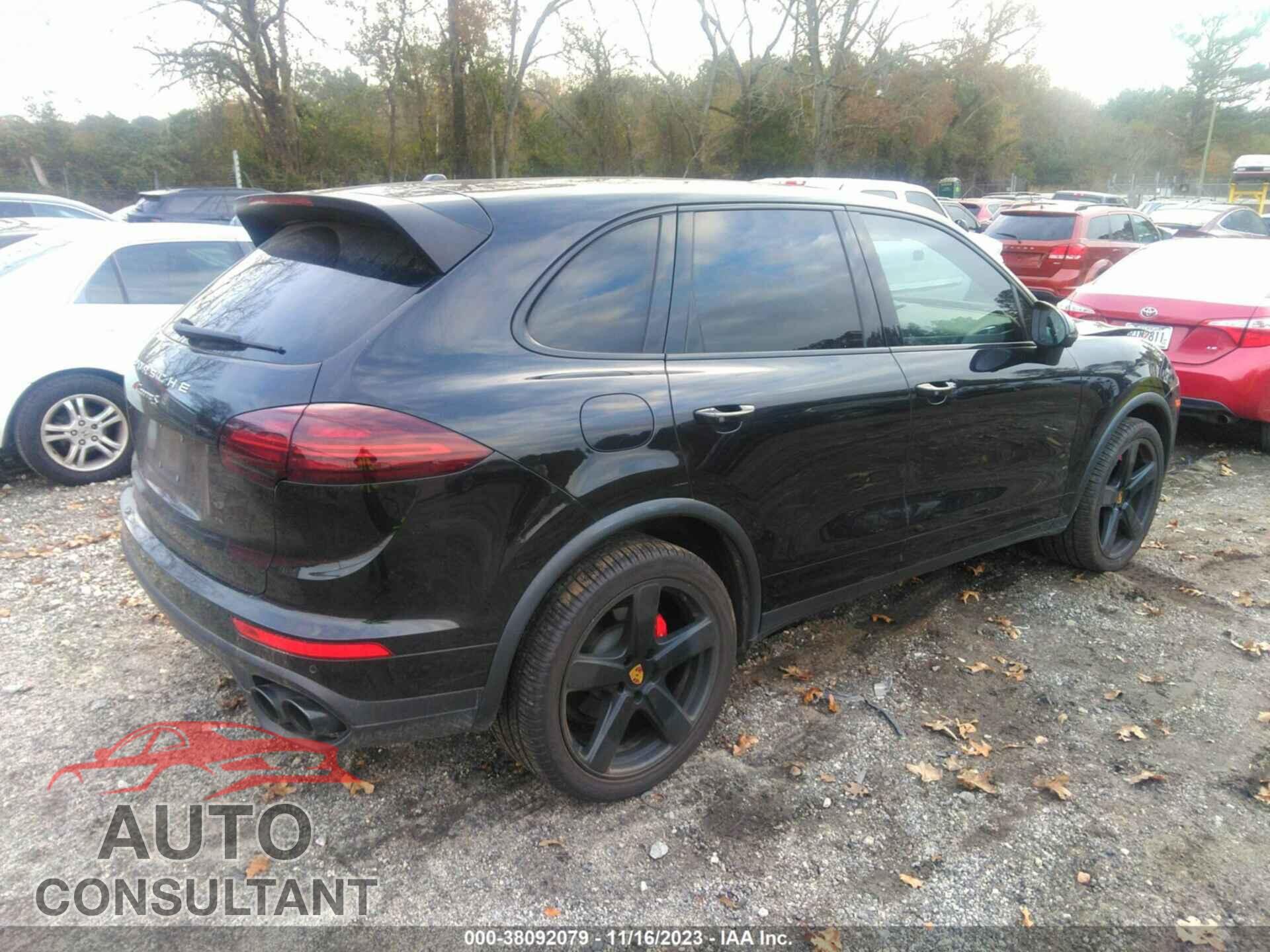 PORSCHE CAYENNE 2017 - WP1AB2A25HLA51450