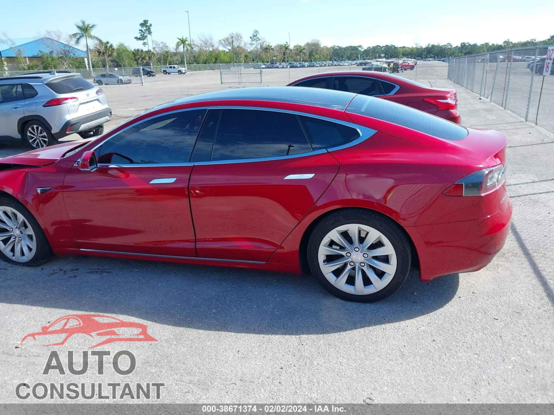 TESLA MODEL S 2017 - 5YJSA1E12HF213106