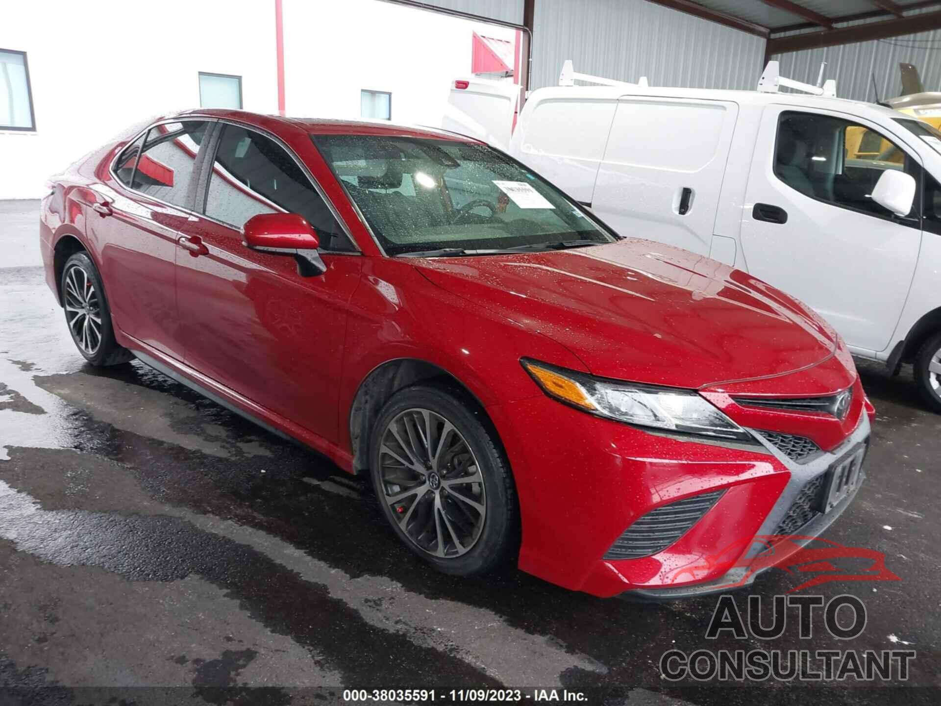 TOYOTA CAMRY 2020 - 4T1G11AK2LU340325