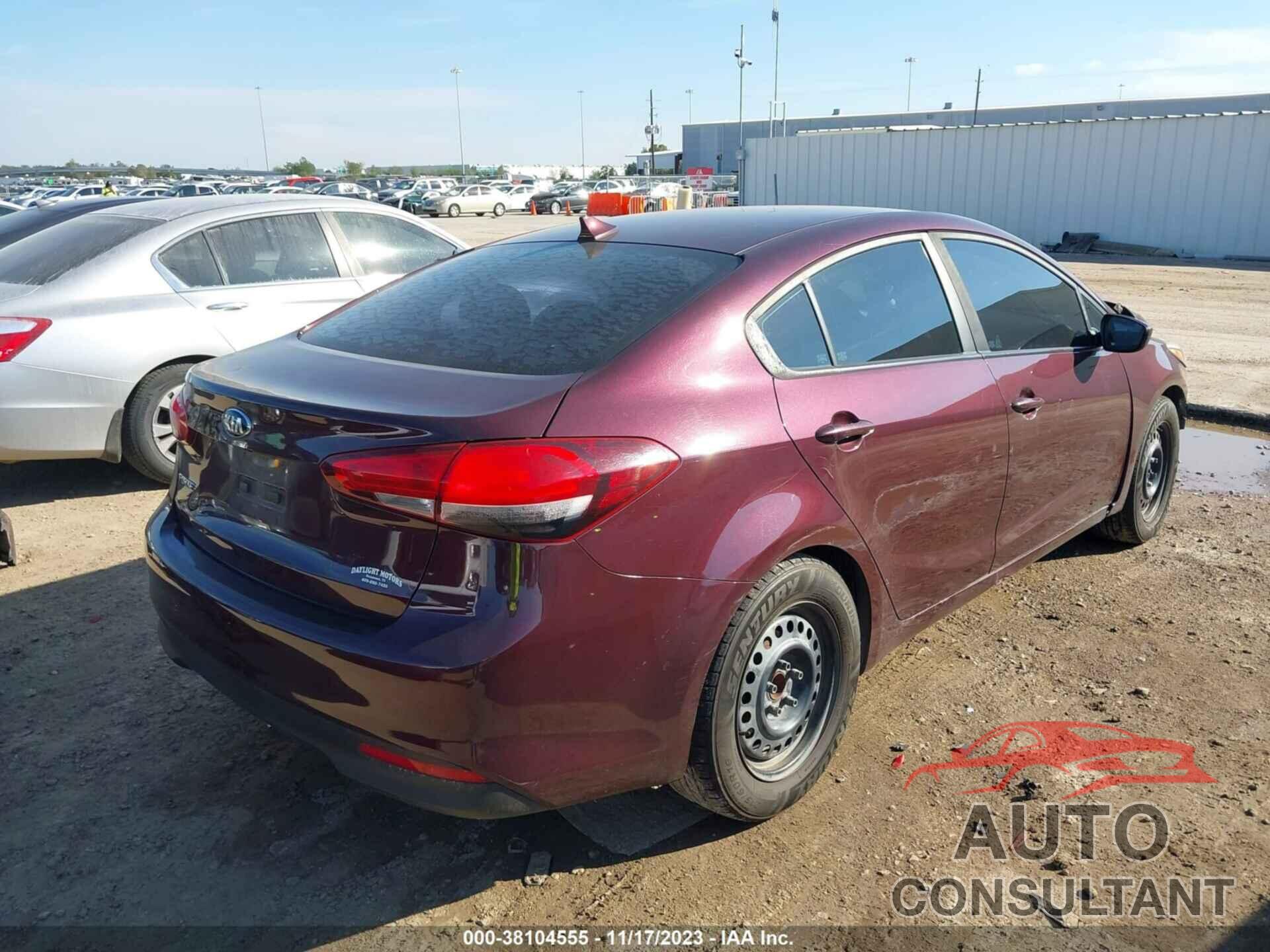 KIA FORTE 2018 - 3KPFK4A79JE275978