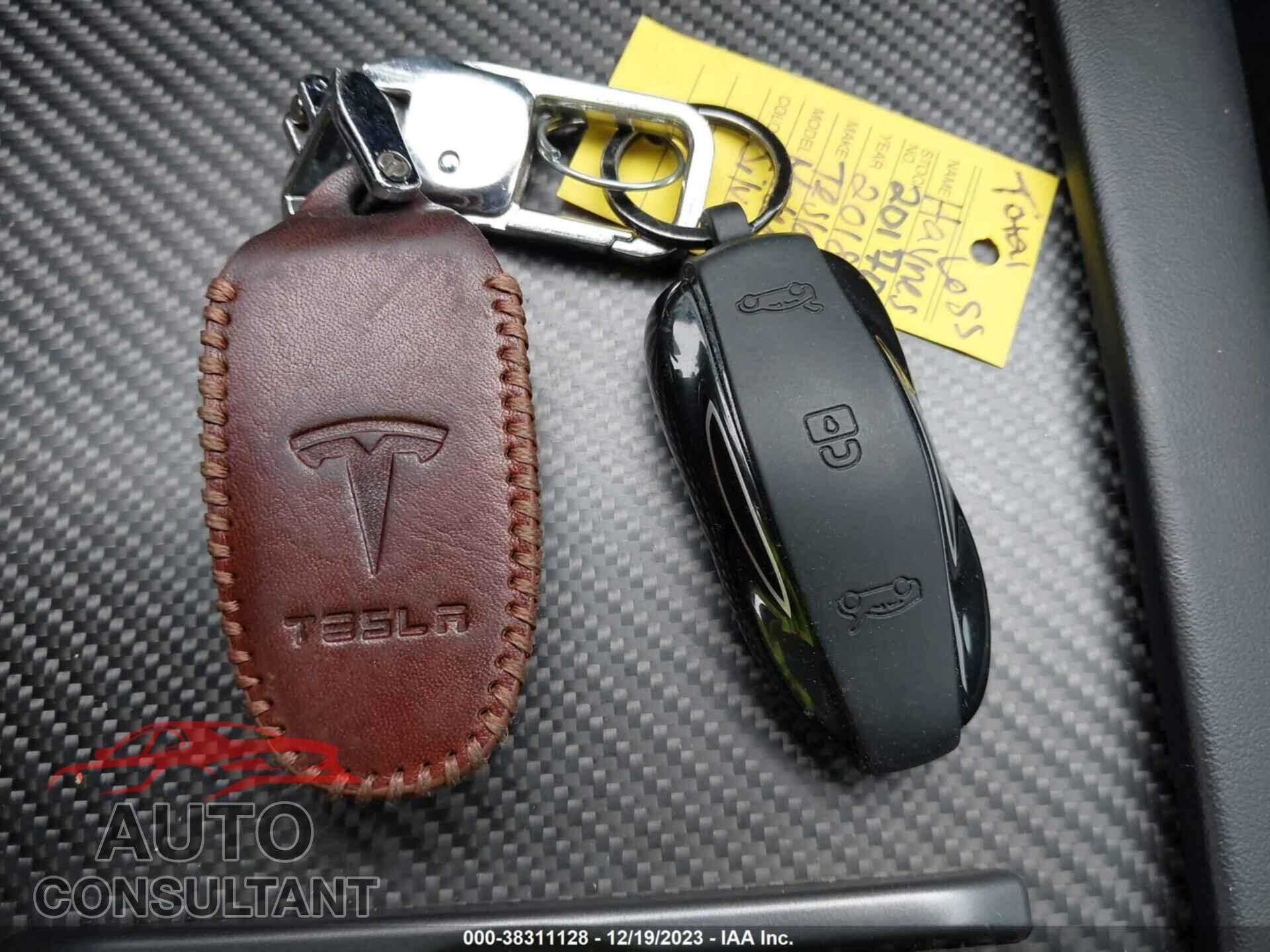 TESLA MODEL S 2018 - 5YJSA1E29JF259451