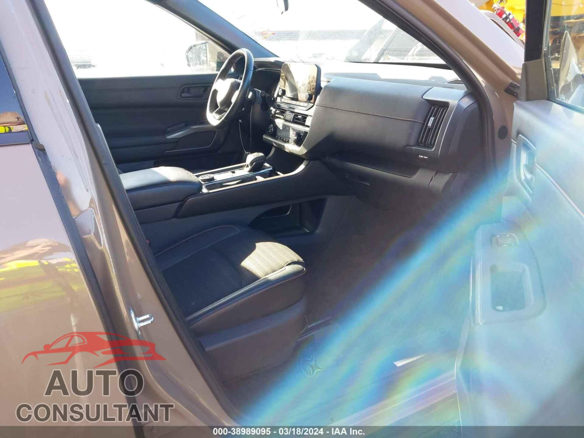 NISSAN PATHFINDER 2023 - 5N1DR3BD2PC209155