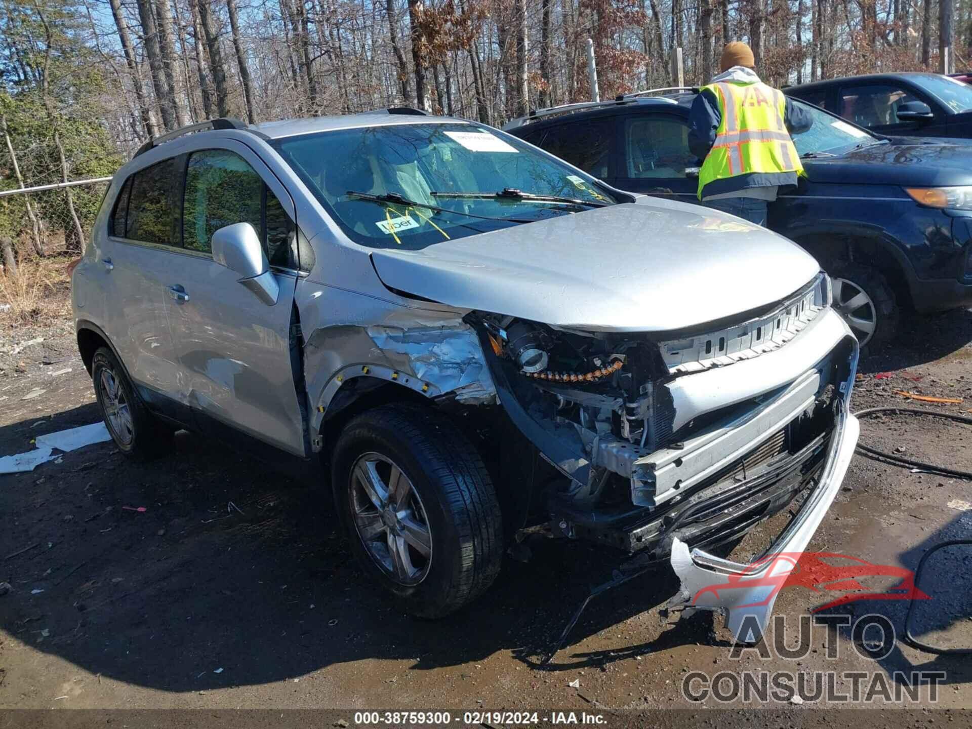 CHEVROLET TRAX 2018 - KL7CJPSB5JB509246