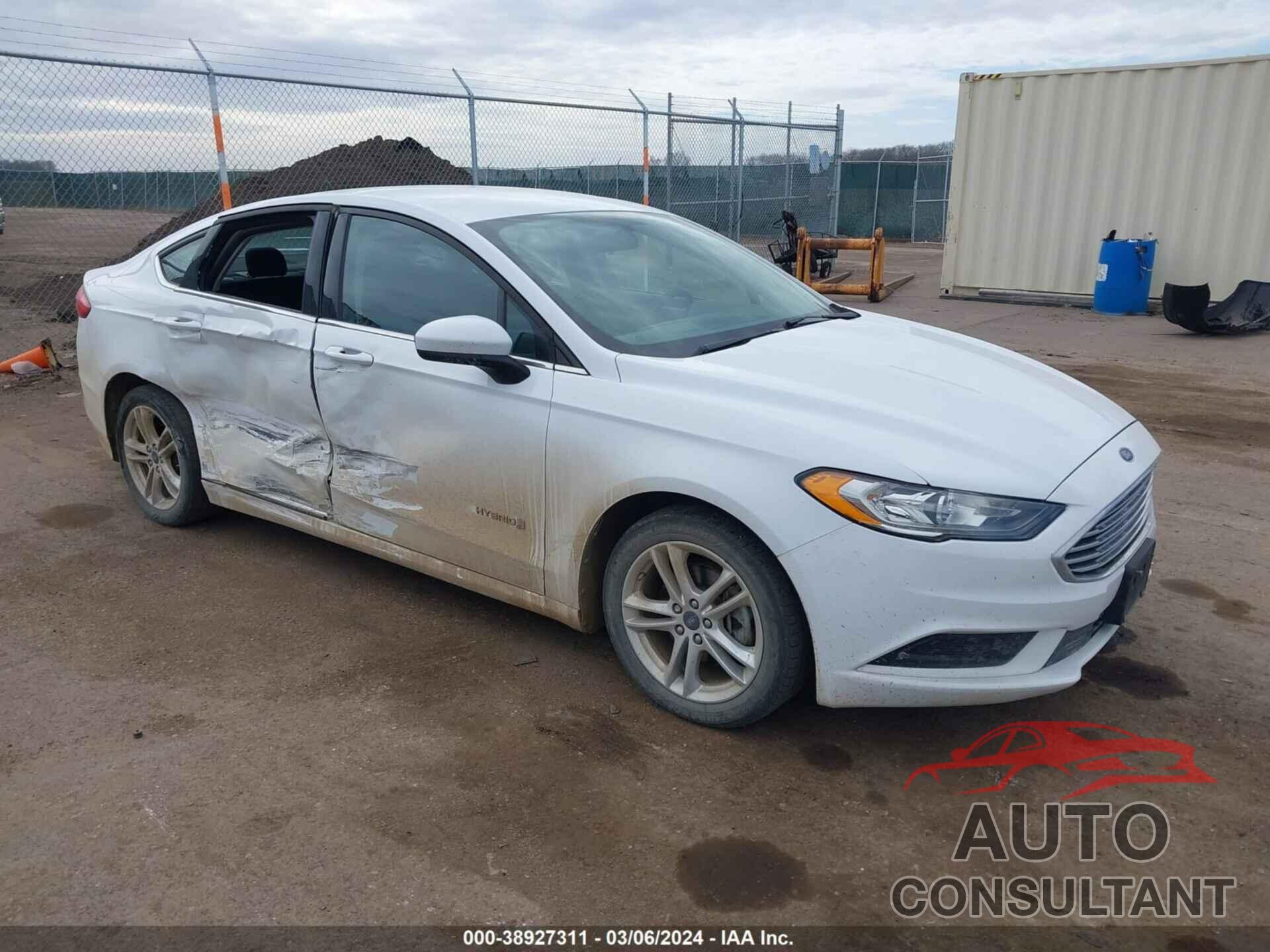 FORD FUSION HYBRID 2018 - 3FA6P0LU1JR221537