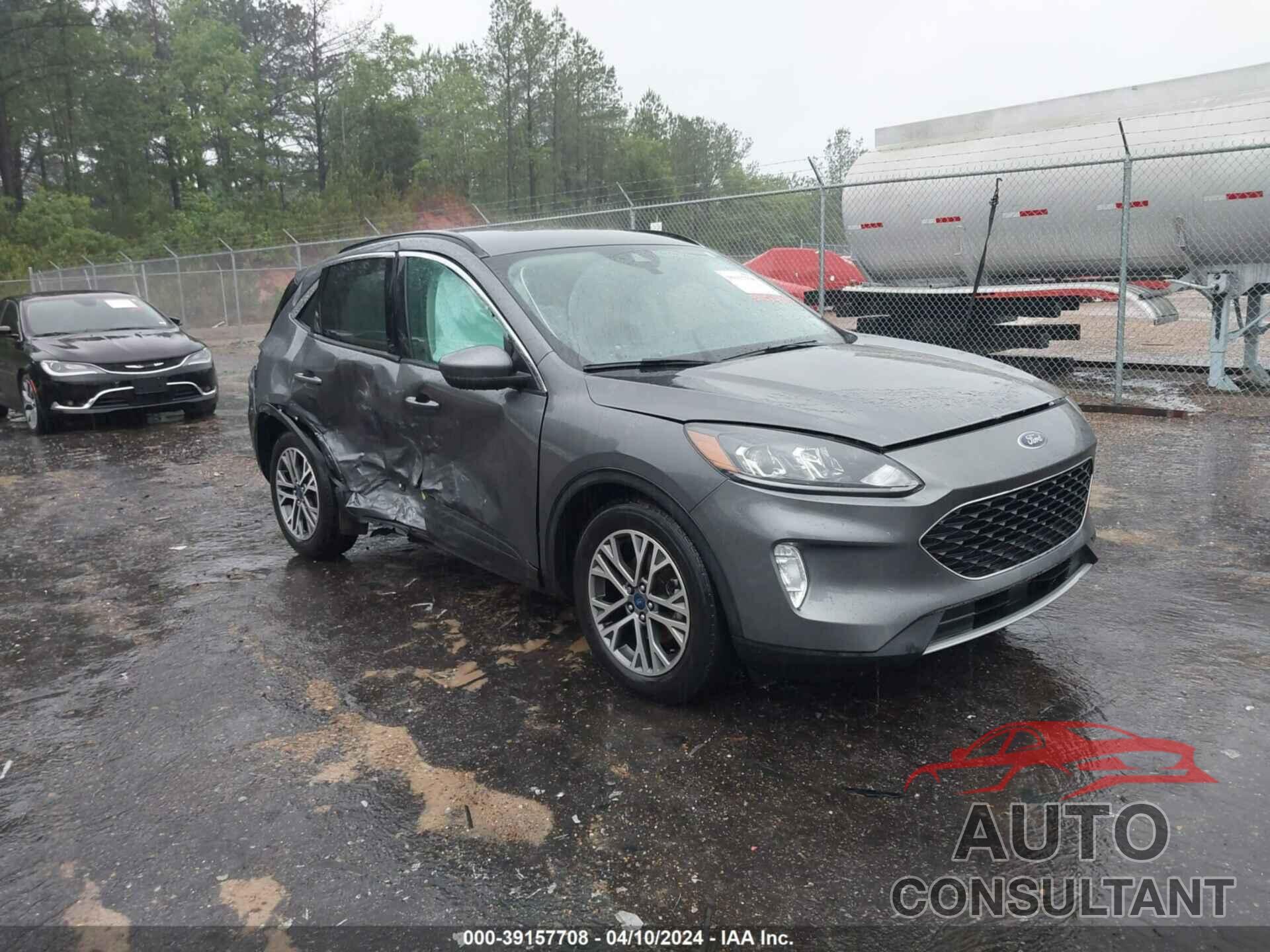 FORD ESCAPE 2021 - 1FMCU0H67MUB07695