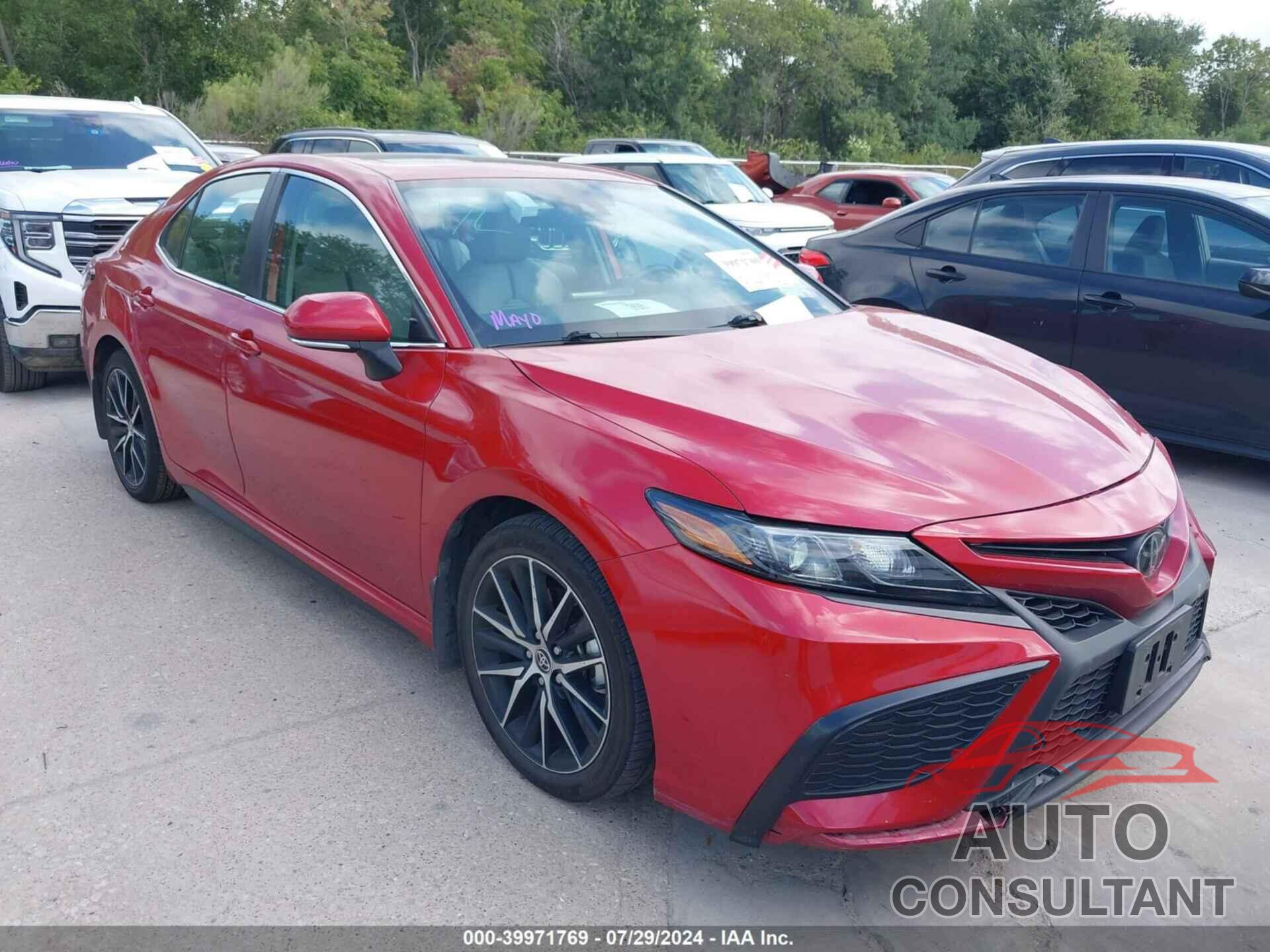 TOYOTA CAMRY 2023 - 4T1G11BK9PU090148