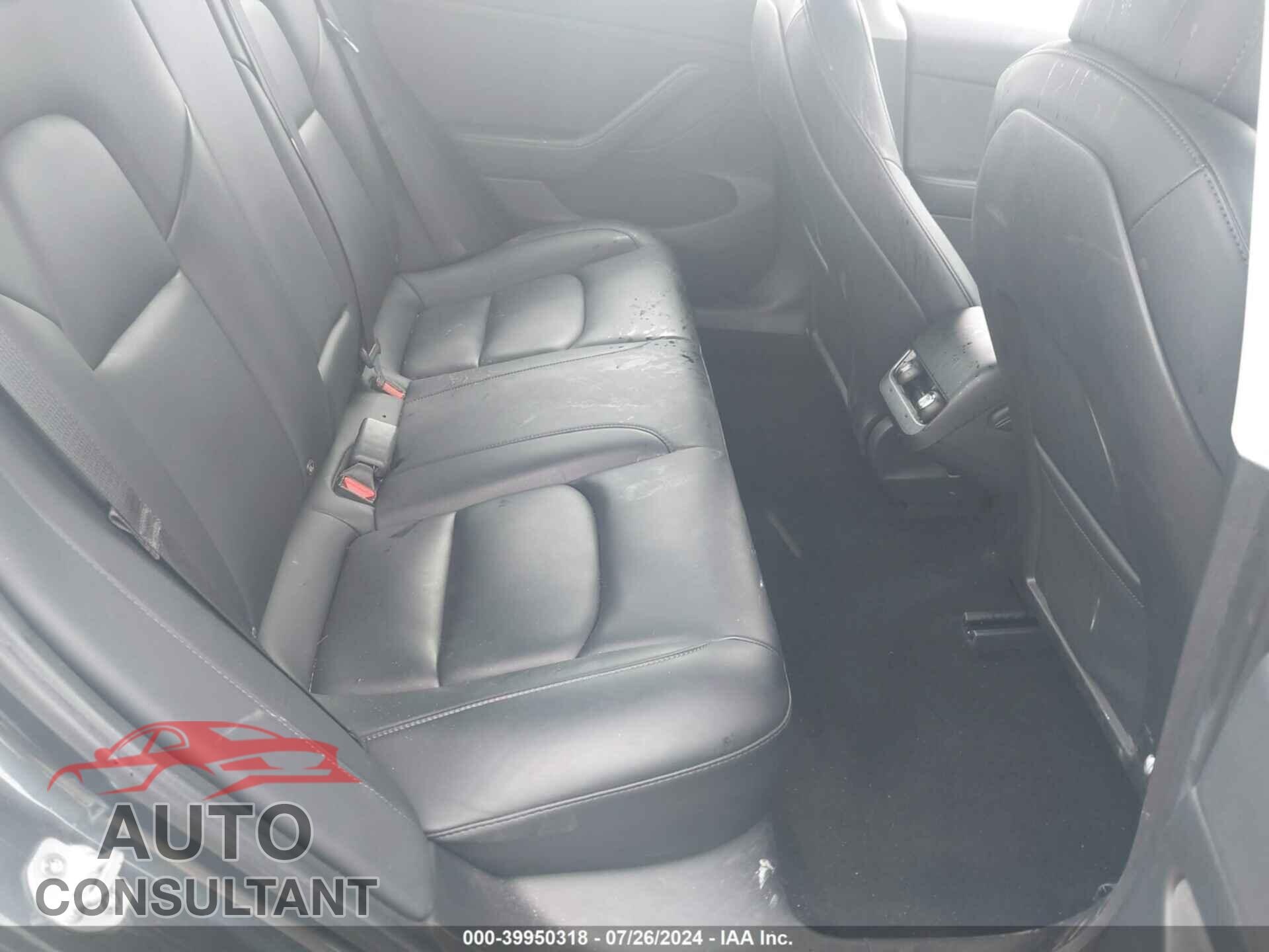 TESLA MODEL 3 2021 - 5YJ3E1EB8MF044706