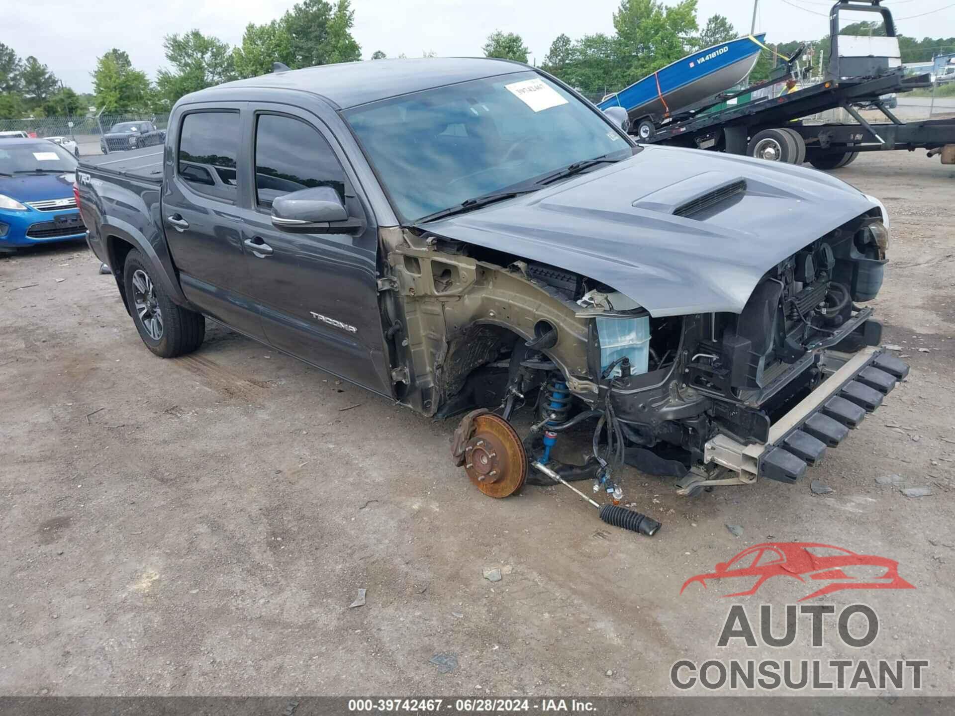 TOYOTA TACOMA 2016 - 3TMAZ5CN9GM018647