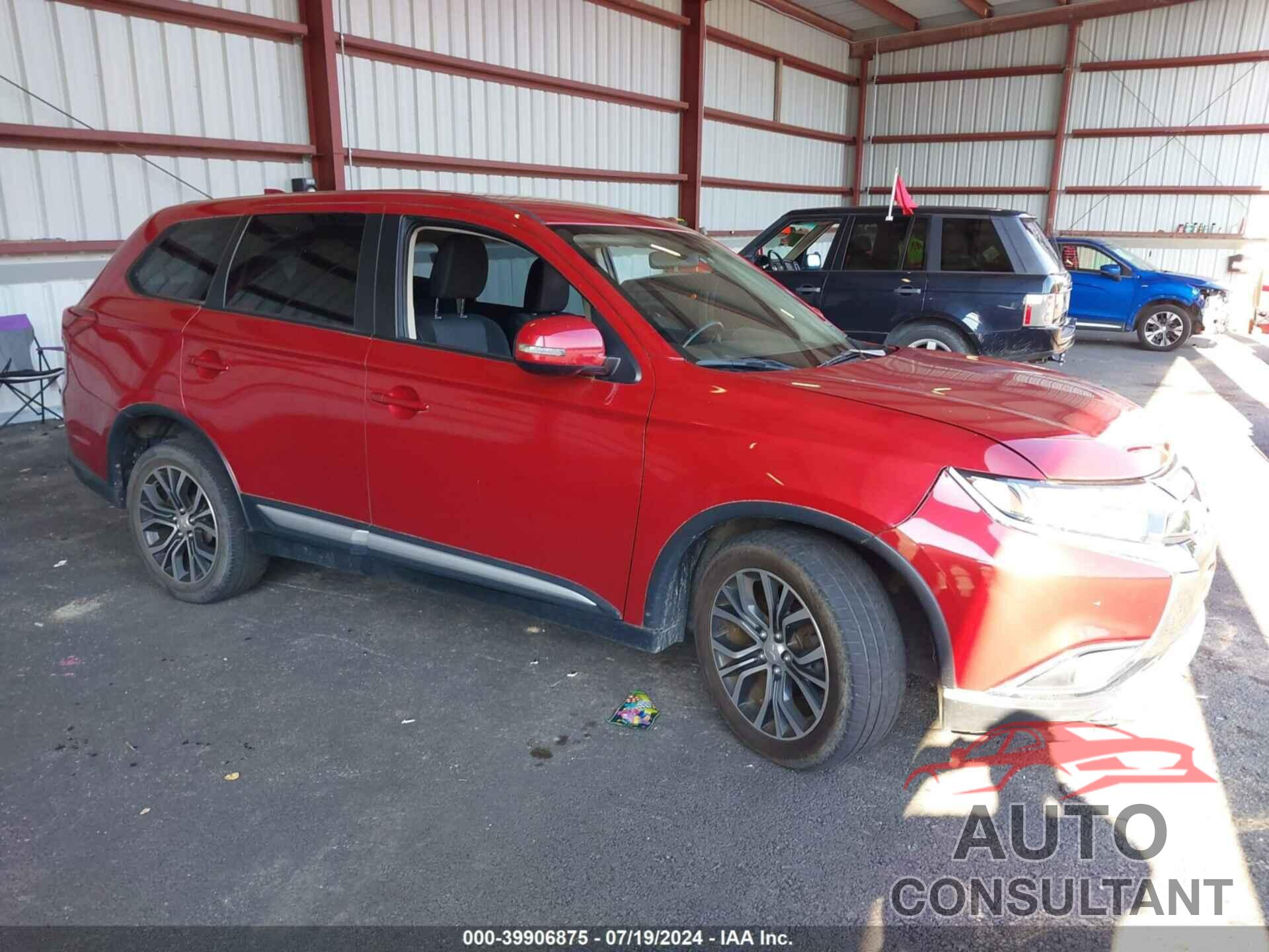 MITSUBISHI OUTLANDER 2018 - JA4AD3A37JZ037881