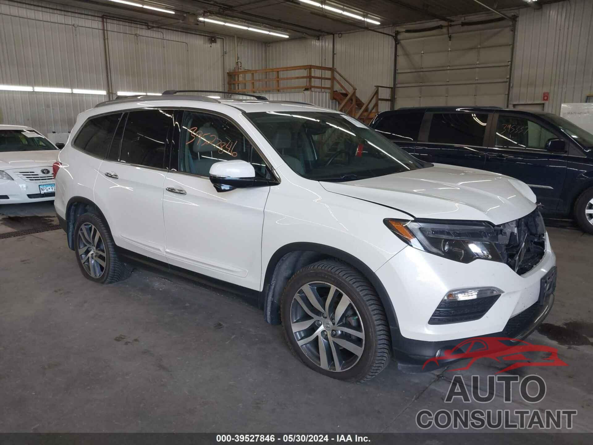 HONDA PILOT 2016 - 5FNYF6H99GB072995