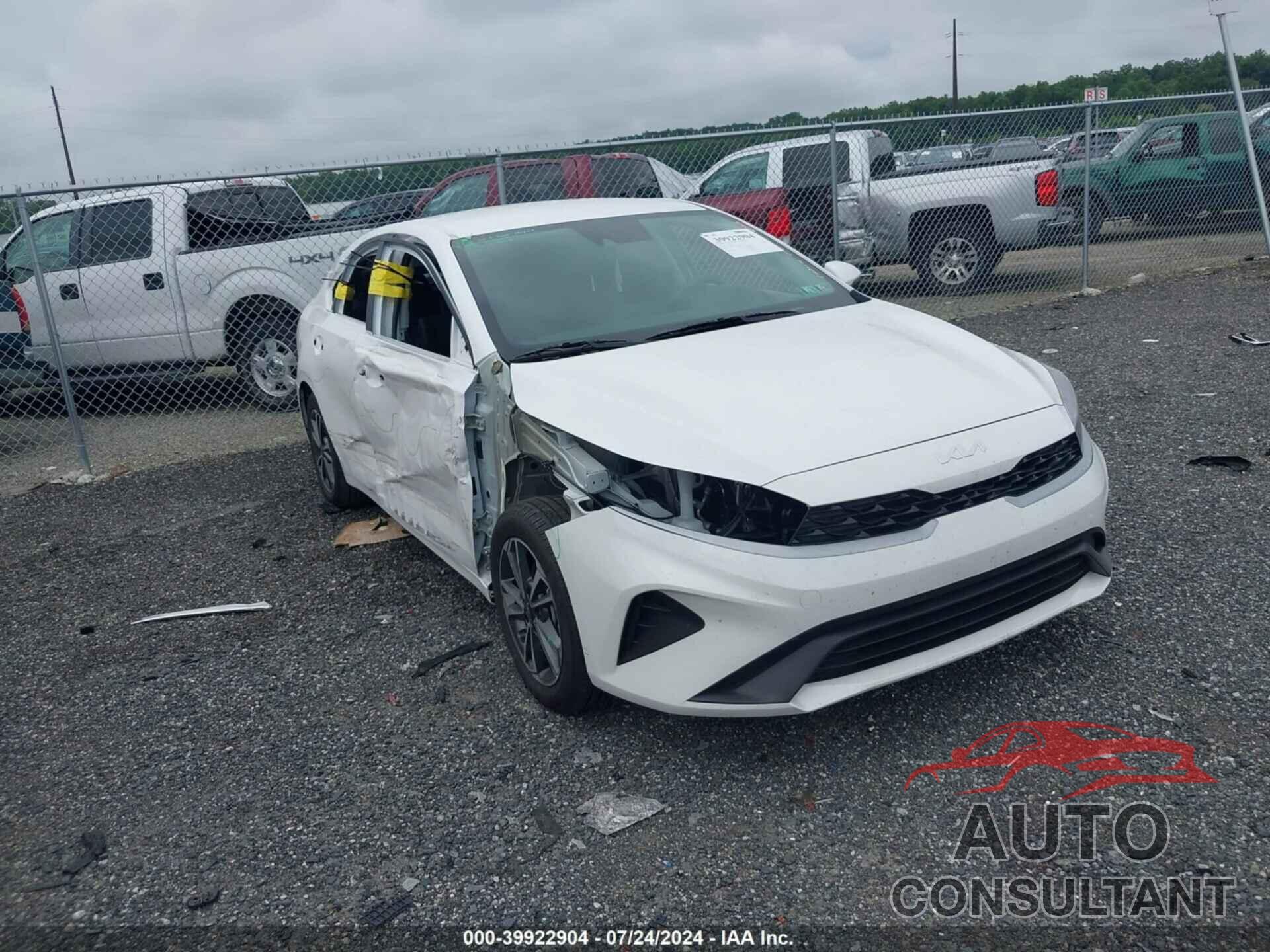 KIA FORTE 2023 - 3KPF24AD3PE663836