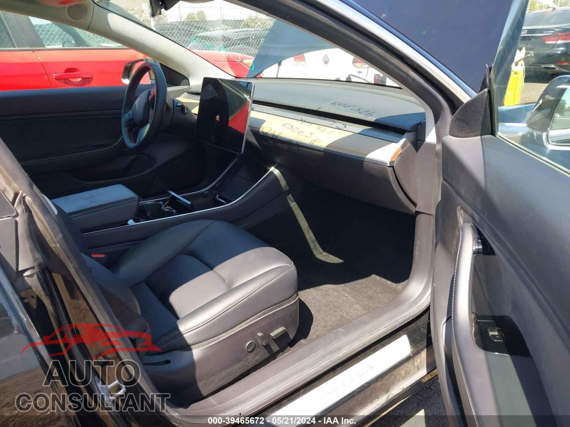 TESLA MODEL 3 2019 - 5YJ3E1EA1KF425303