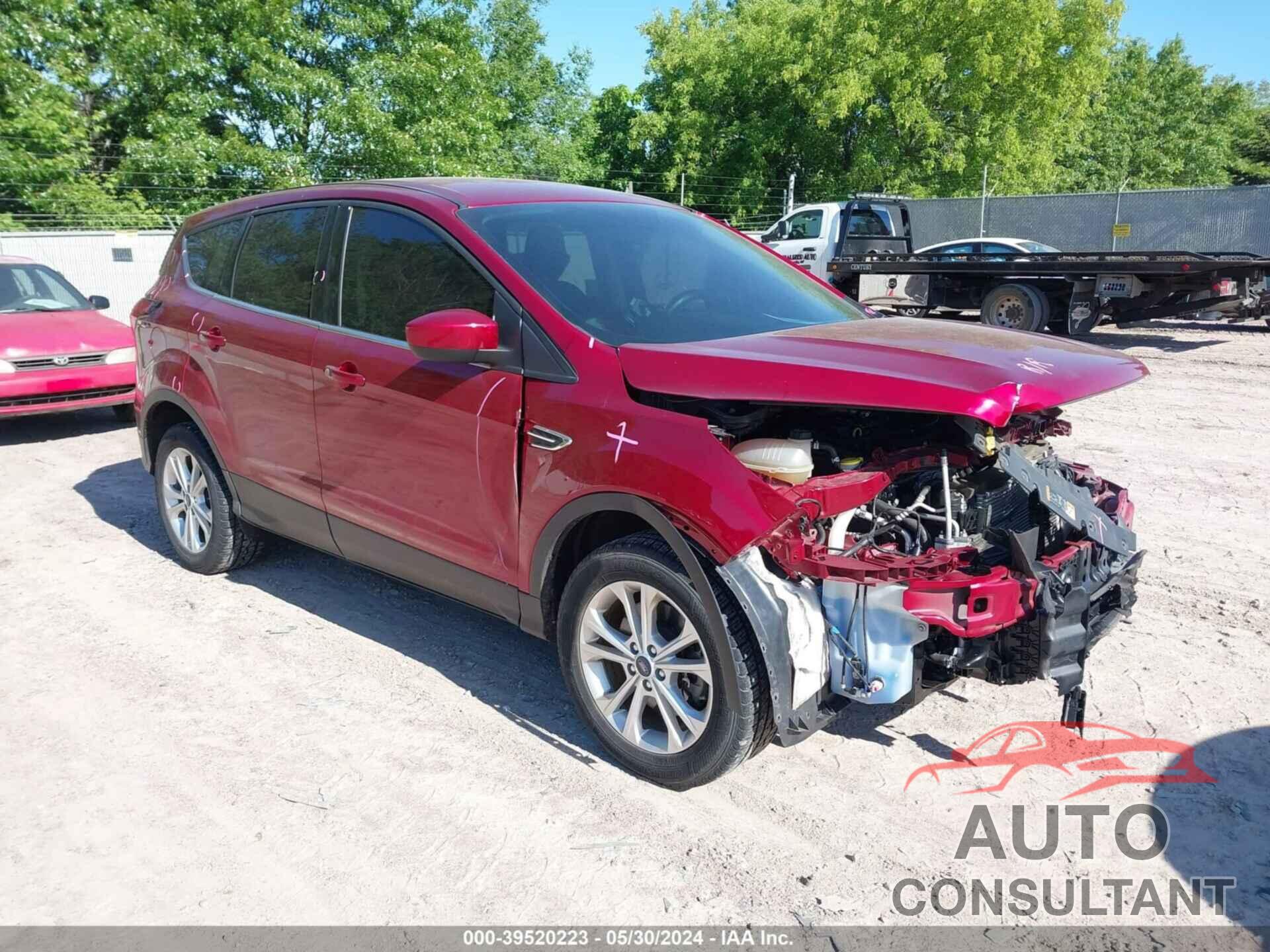 FORD ESCAPE 2019 - 1FMCU9GD2KUA71741