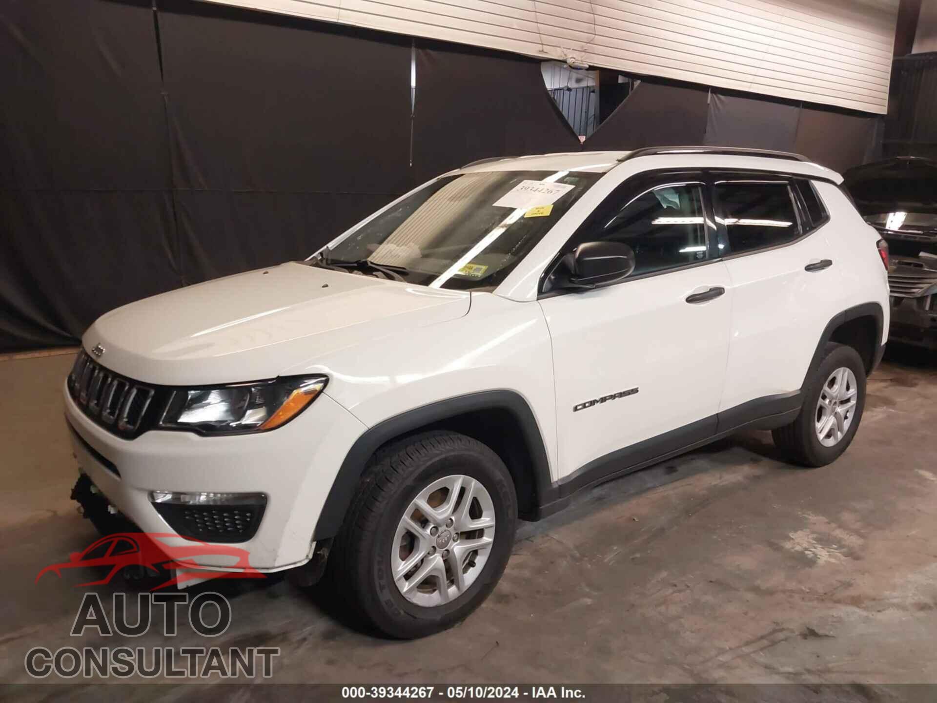 JEEP COMPASS 2017 - 3C4NJDAB7HT642384