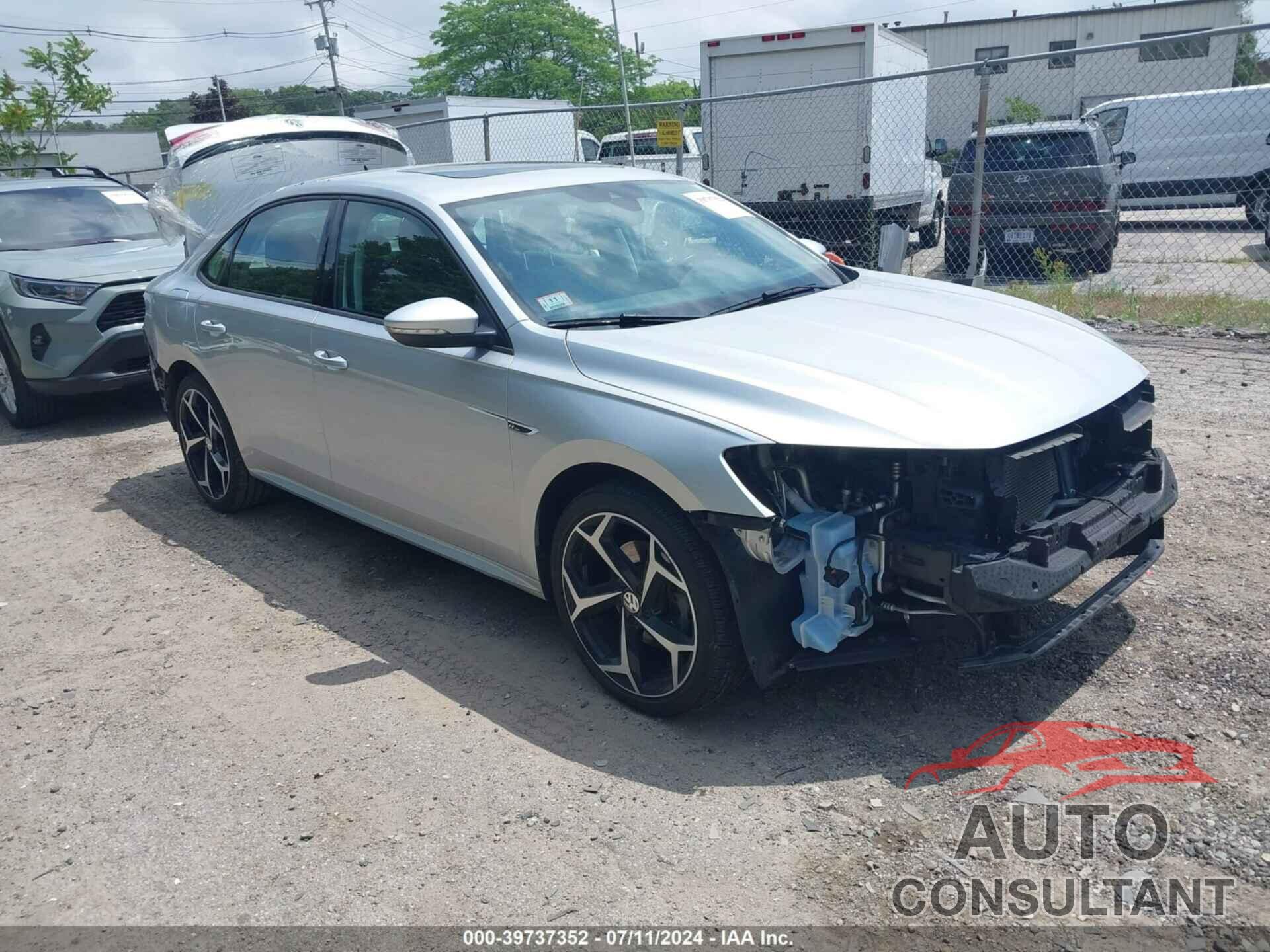 VOLKSWAGEN PASSAT 2020 - 1VWMA7A38LC006175