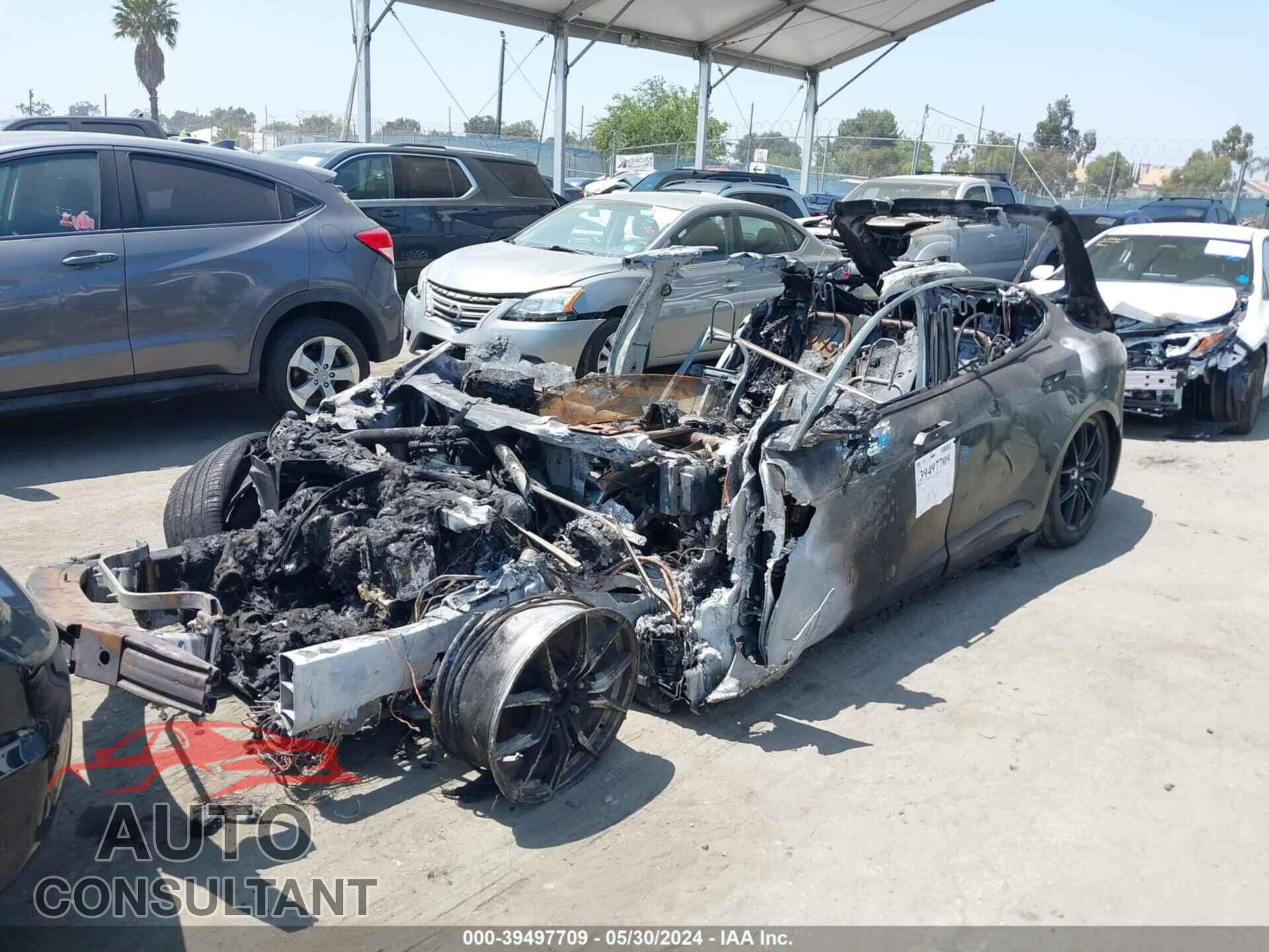 TESLA MODEL S 2016 - 5YJSA1E43GF132477