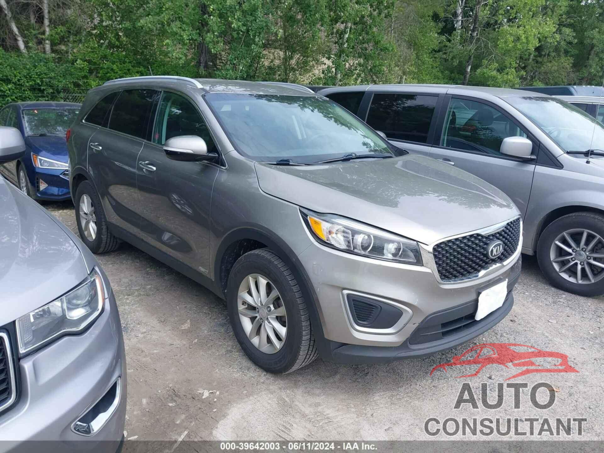 KIA SORENTO 2017 - 5XYPGDA31HG238570